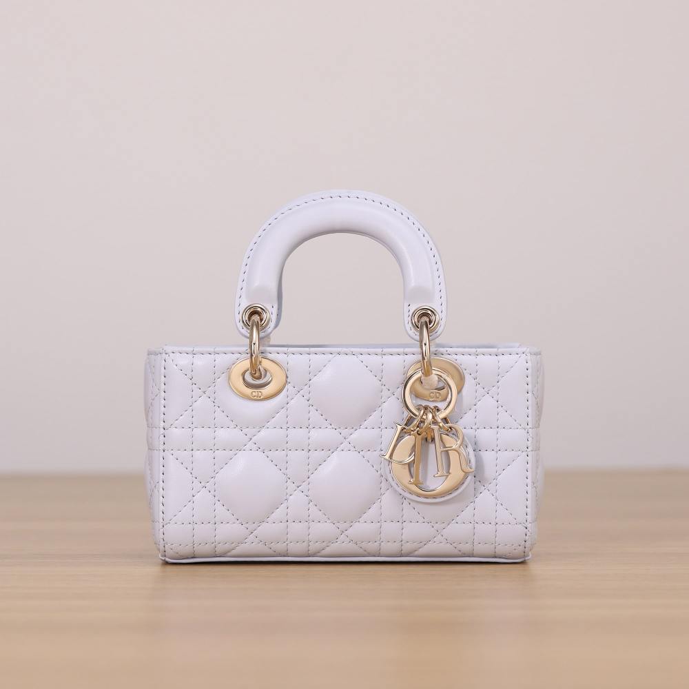 高仿Dior*LadyDJoy系列S0910M26Z小羊皮戴妃包藍色Mini免檢版
