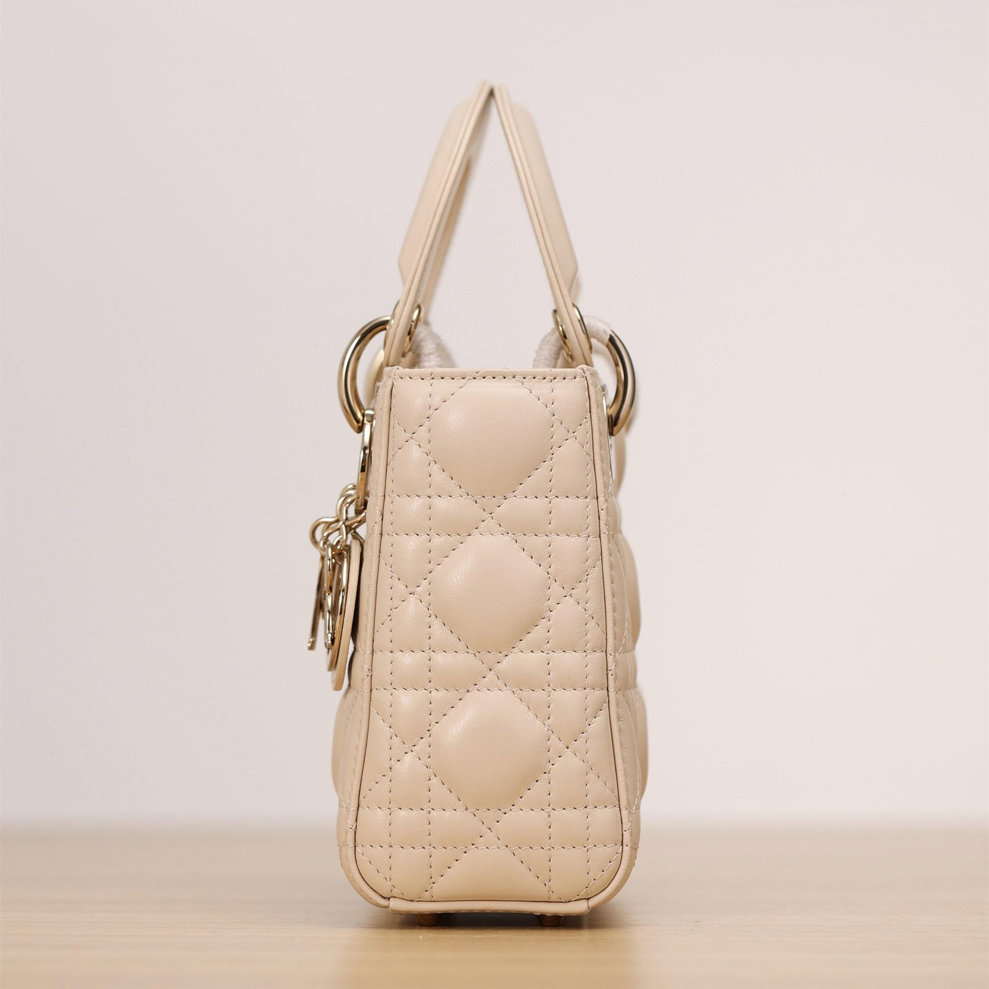 仿Dior*Lady系列M0505M63U淺象牙色三格單肩包Mini免檢版