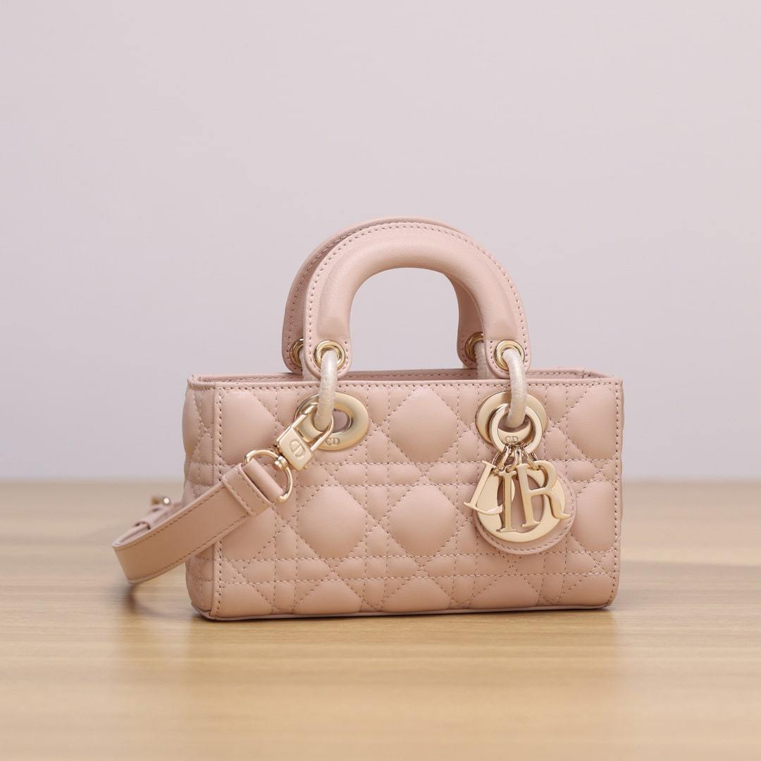 高仿Dior*LadyDJoy系列S0910M413小羊皮戴妃包胭脂粉Mini免檢版
