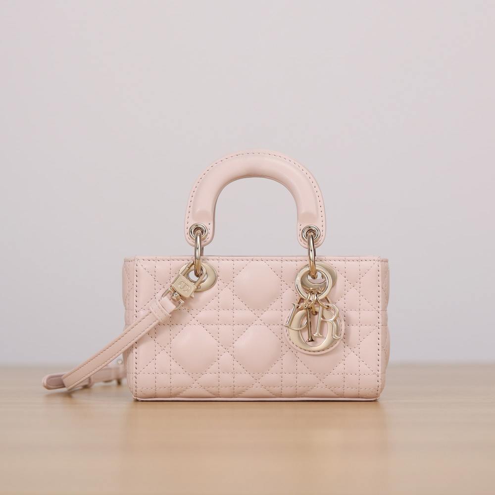高仿Dior*LadyDJoy系列S0910M49P小羊皮戴妃包玫瑰粉Mini免檢版