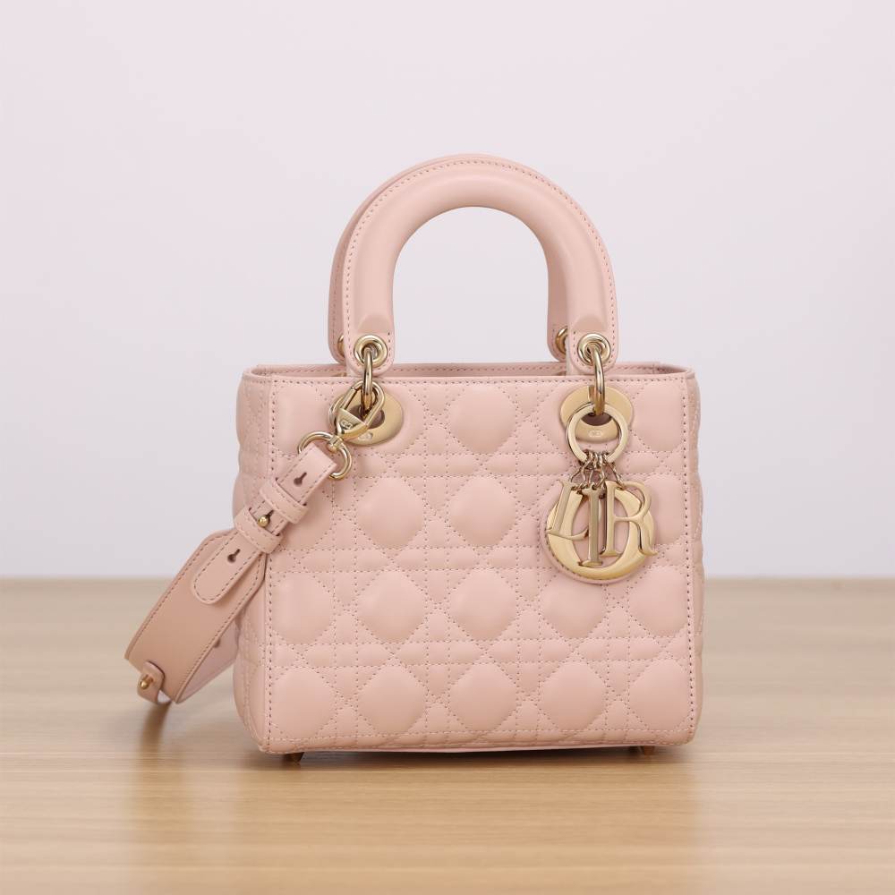 高仿Dior*Lady系列M0538M413小羊皮戴妃袋胭脂粉小號免檢版
