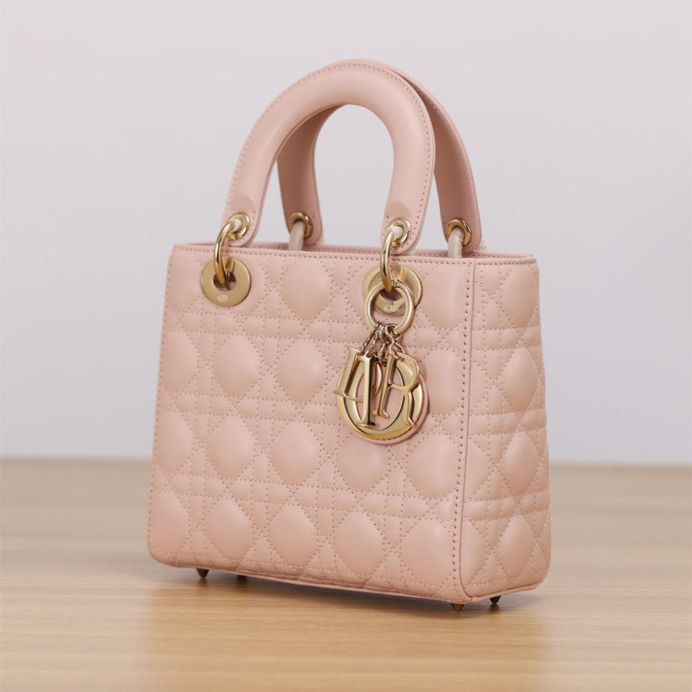 高仿Dior*Lady系列M0538M413小羊皮戴妃袋胭脂粉小號免檢版