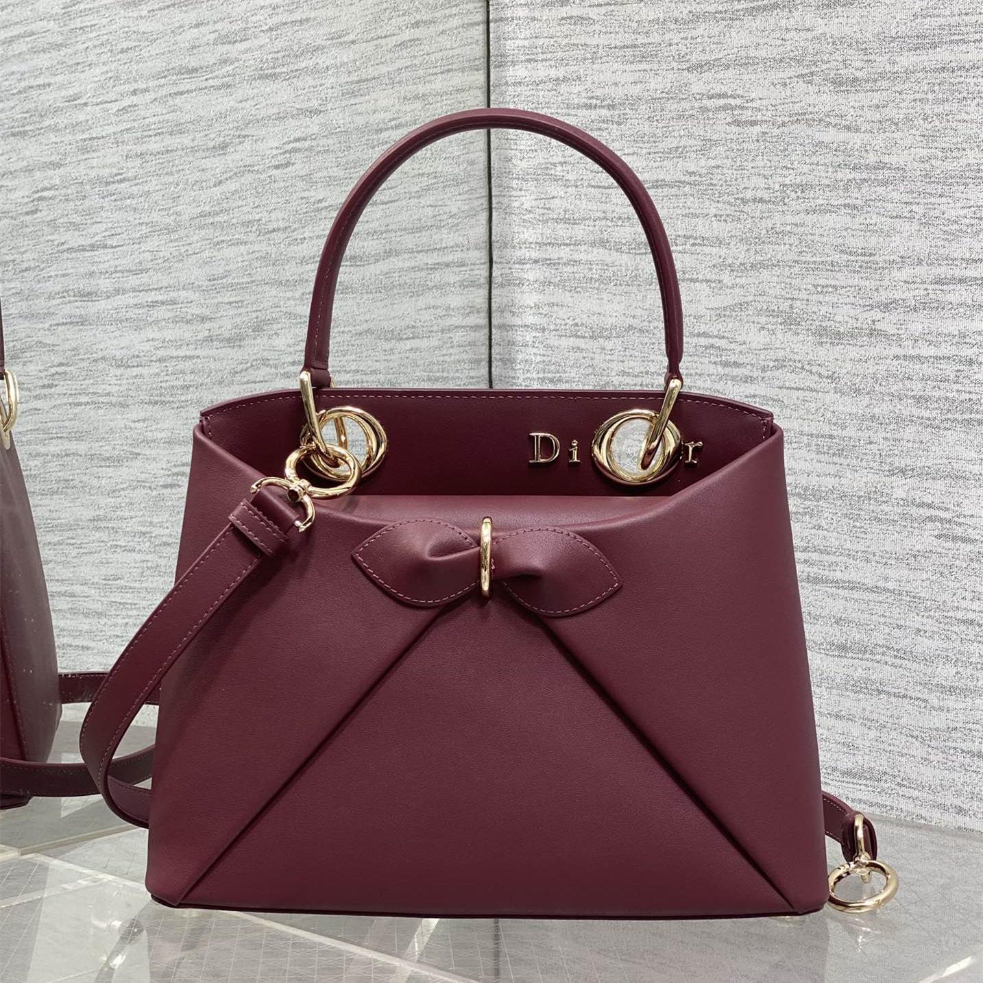 高仿Dior*26SS系列MO732RTU新款徽標手提包酒紅色免檢版