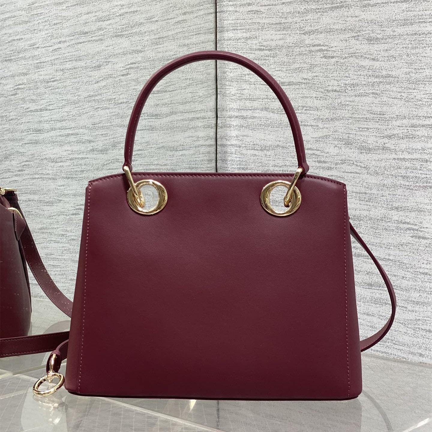 高仿Dior*26SS系列MO732RTU新款徽標手提包酒紅色免檢版