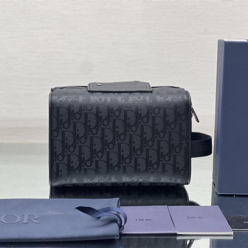 高仿Dior*Lingot系列2ADH00N印花尼龍料化妝收納包黑色免檢版