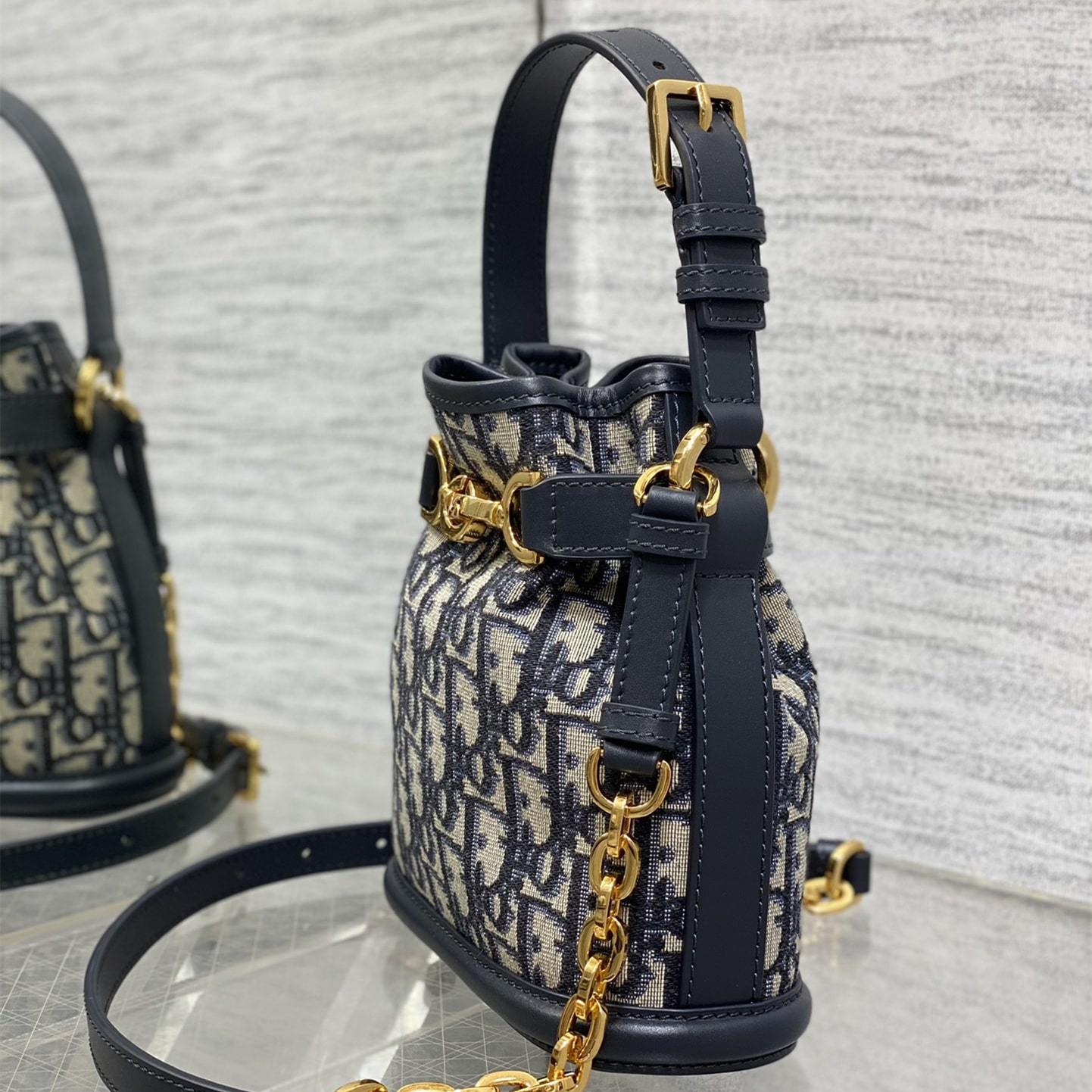 高仿Dior*Cest系列M227M928印花水桶包小號免檢版