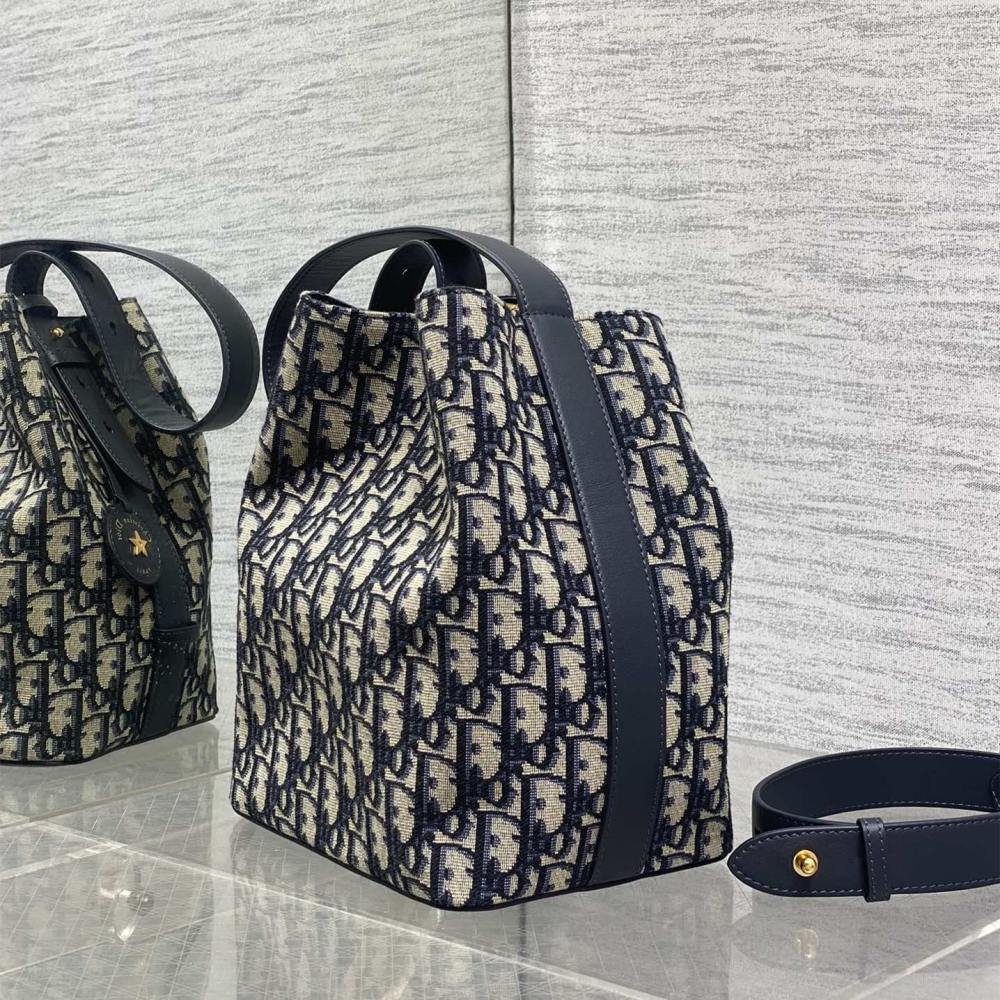 高仿Dior*Star系列M285M928水桶袋藍色小號免檢版