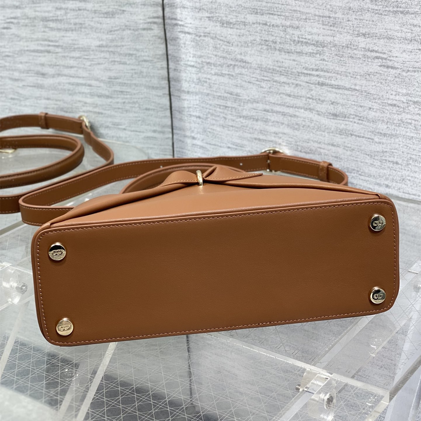 高仿Dior 26SS 內裡壓印細節