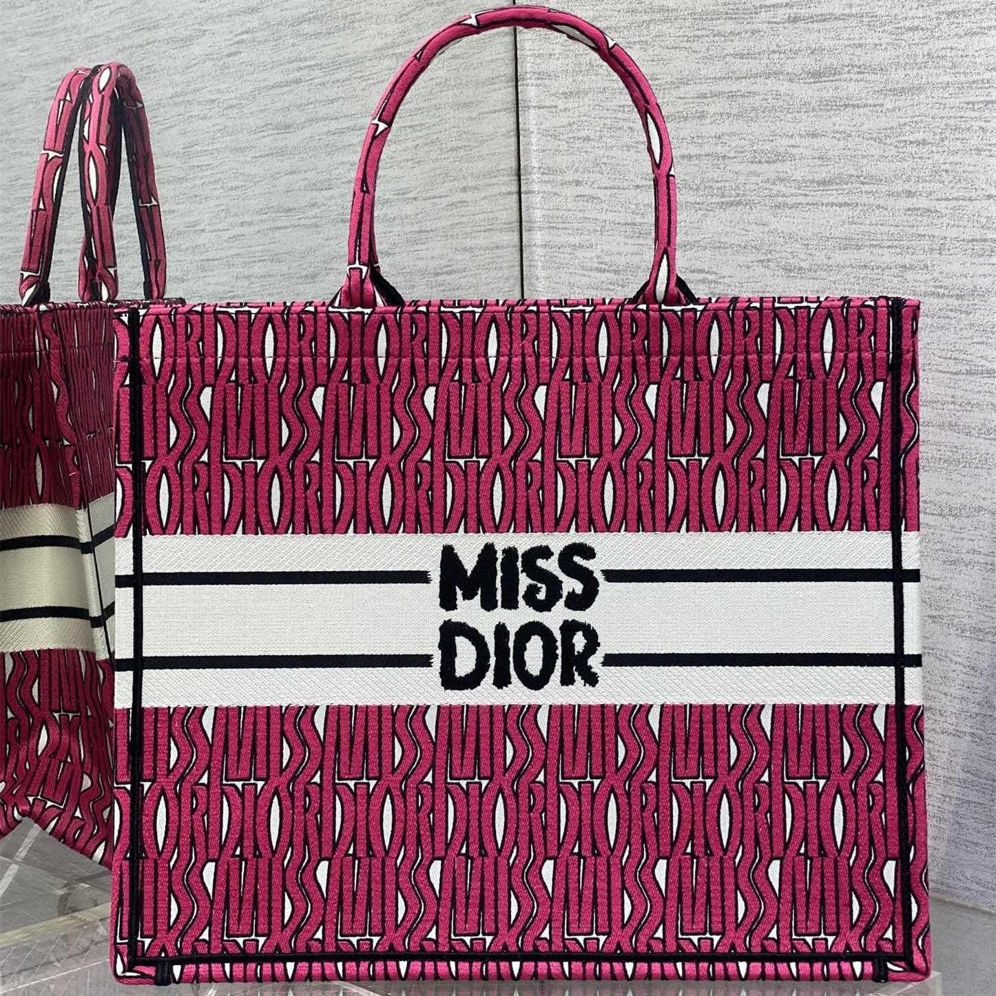 高仿Dior*BookTote系列M128M75E購物袋粉紅色大號免檢版