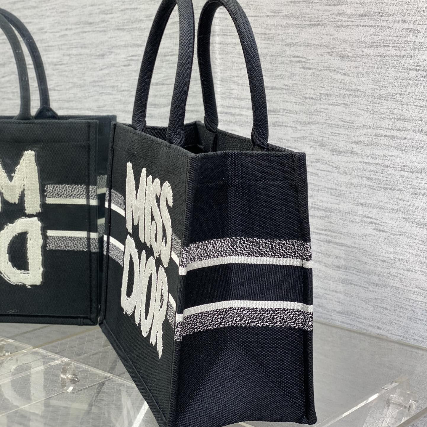 高仿Dior*BookTote系列M129M993購物袋Miss黑色中號免檢版