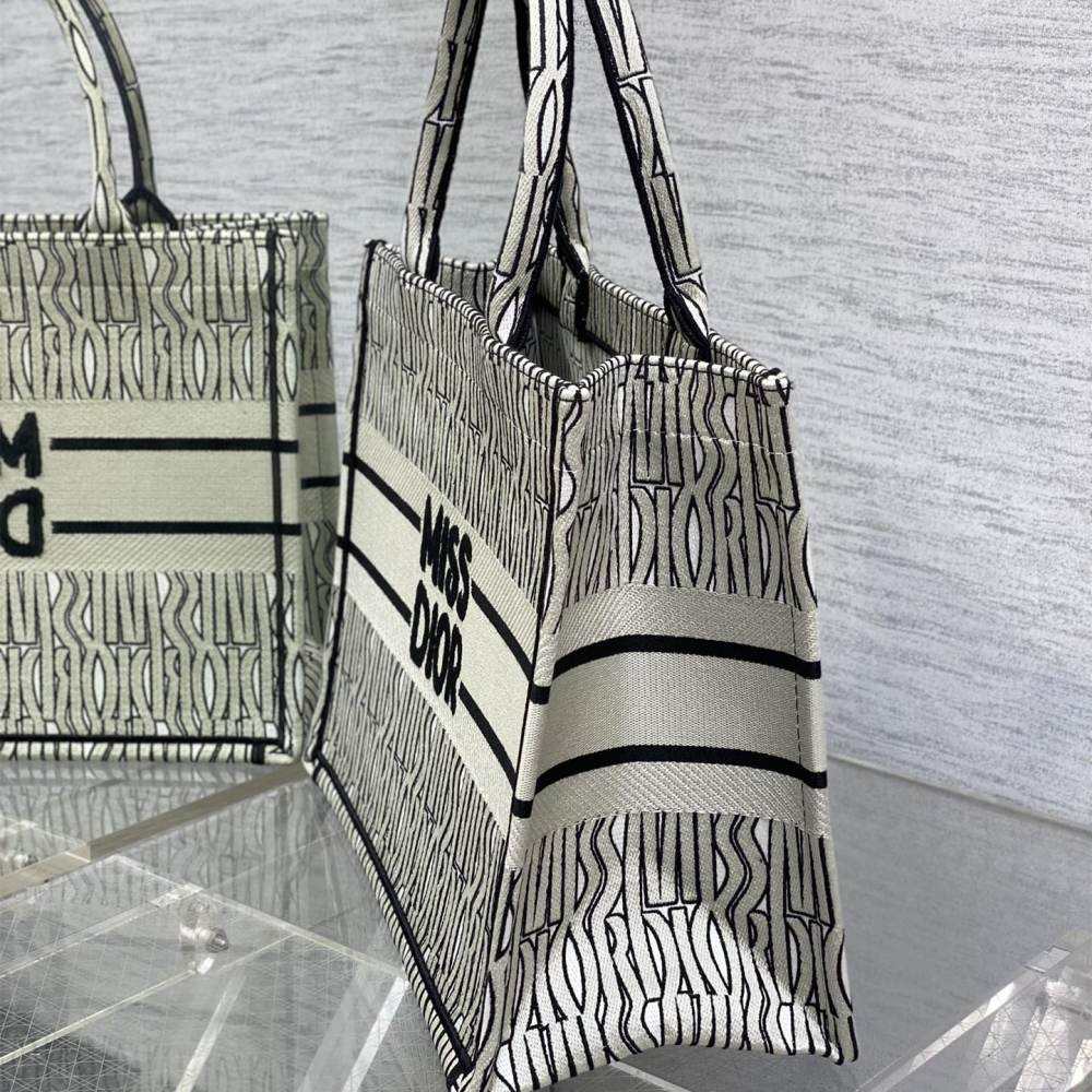 高仿Dior*BookTote系列M129M041購物袋Miss黑白中號免檢版
