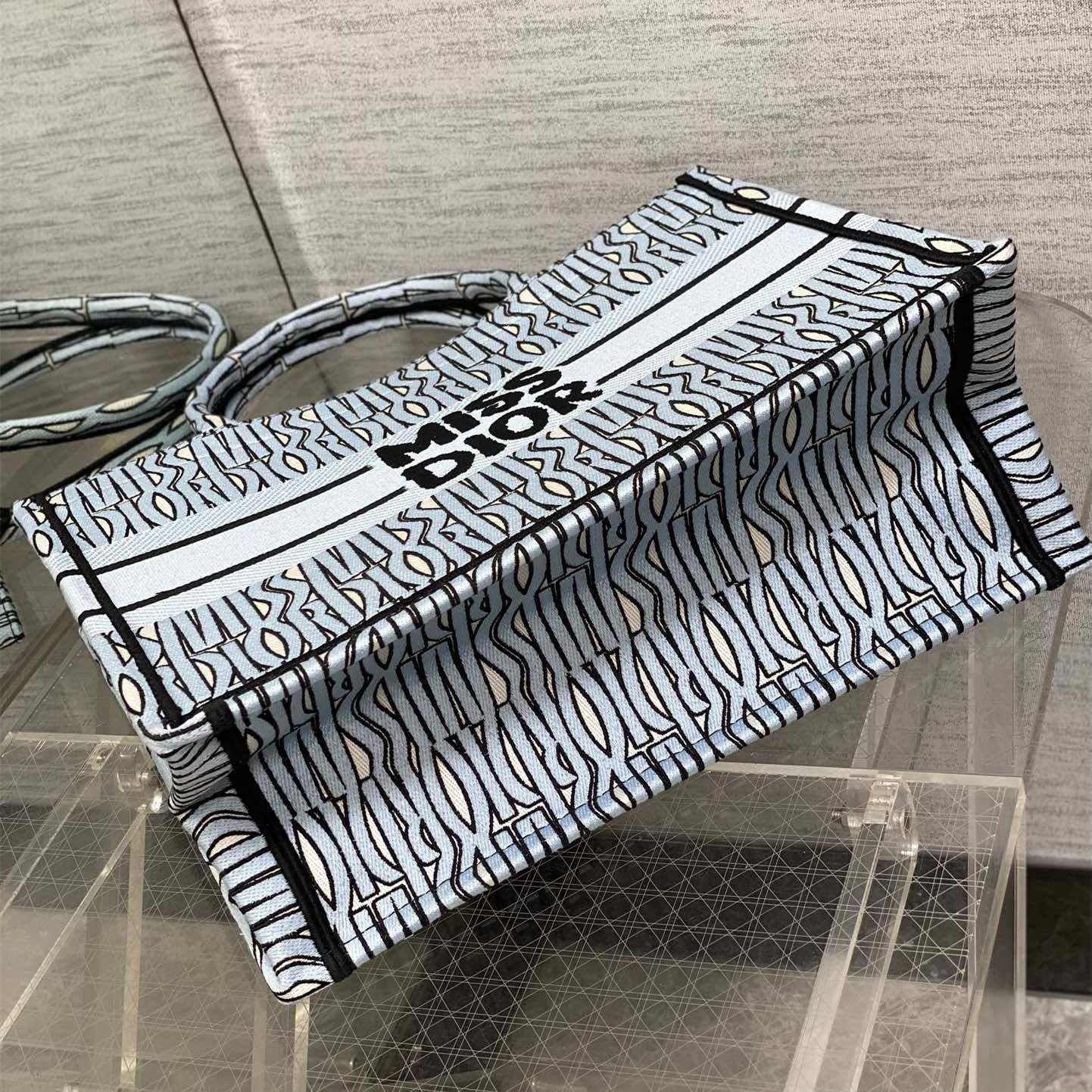 高仿Dior*BookTote系列M129M44W購物袋Miss黑藍中號免檢版