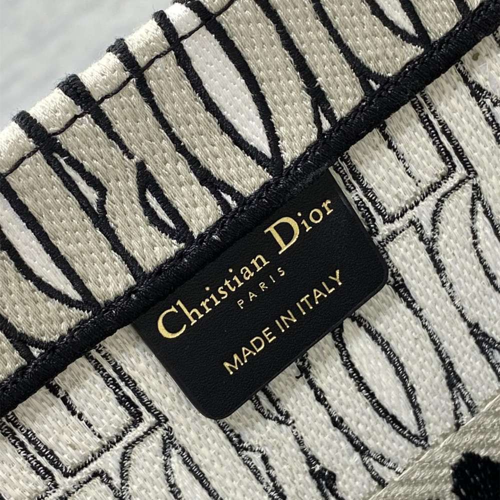 高仿Dior*BookTote系列M129M041購物袋Miss黑白中號免檢版