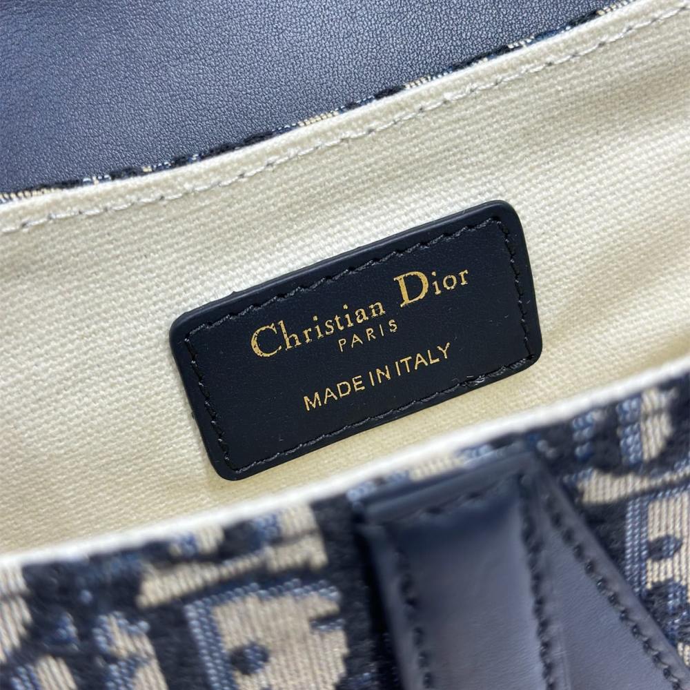 高仿Dior*Saddle系列M045M928馬鞍袋雙拼金扣Mini免檢版