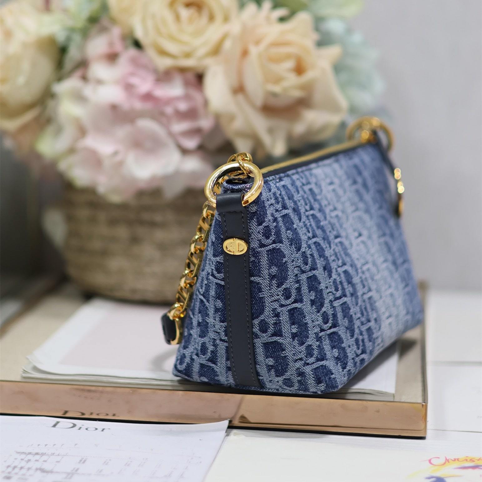 高仿Dior*StarHobo系列S320M49E鏈條手袋藍色免檢版