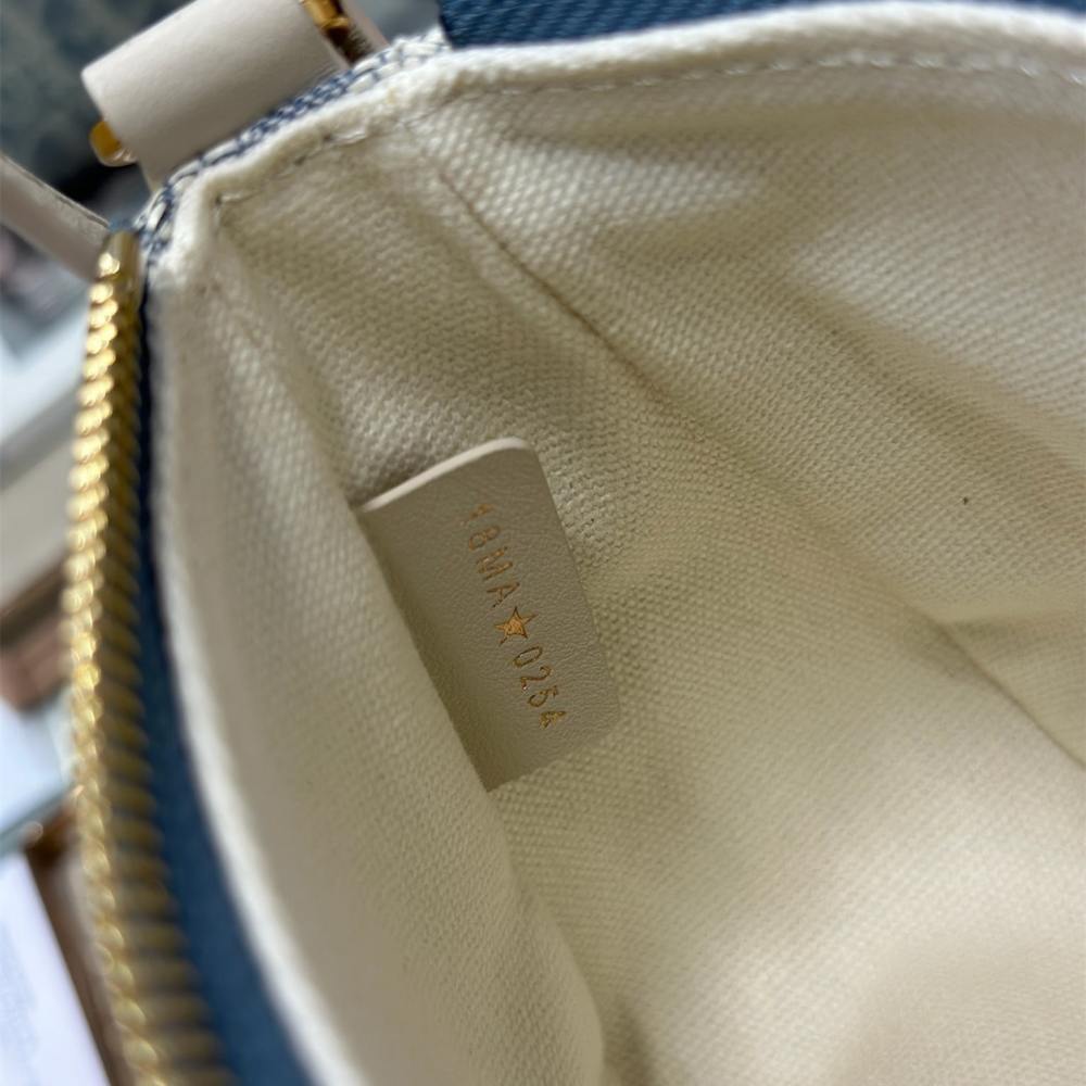 高仿Dior*Montaigne系列S239M925米色印花單肩包Mini免檢版