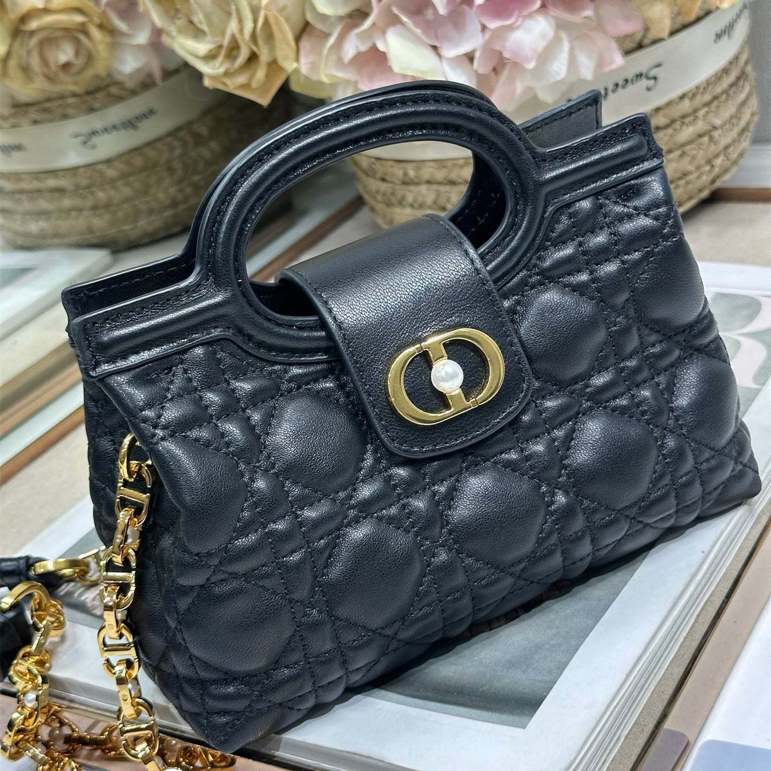 高仿Dior*JolieHandle系列S321M900環扣小羊皮手提包黑色免檢版