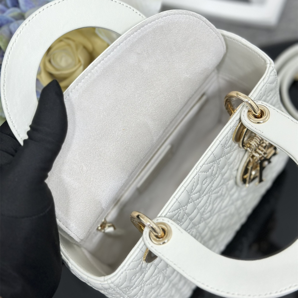 高仿Dior*Lady系列M053M030小羊皮手袋幸運星白色小號免檢版
