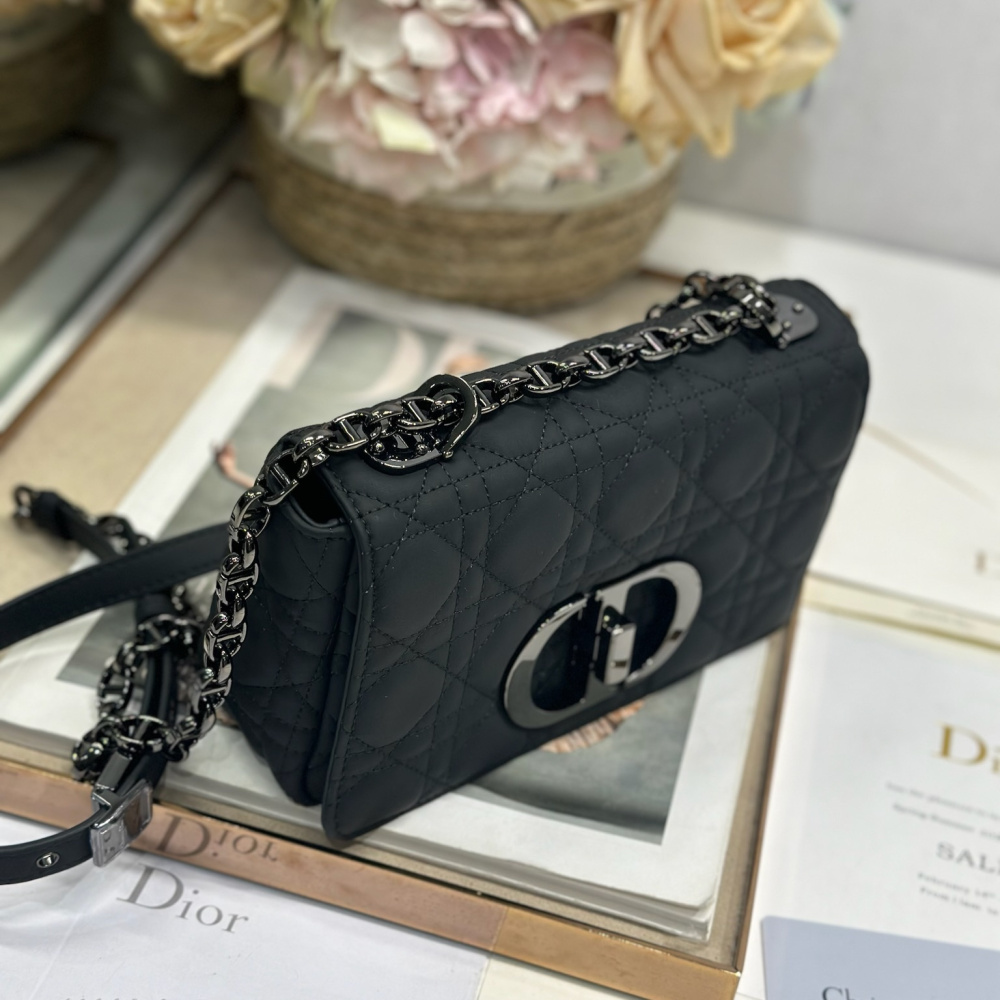 高仿Dior*Caro系列M9240M900小牛皮鏈條包黑銀小號免檢版