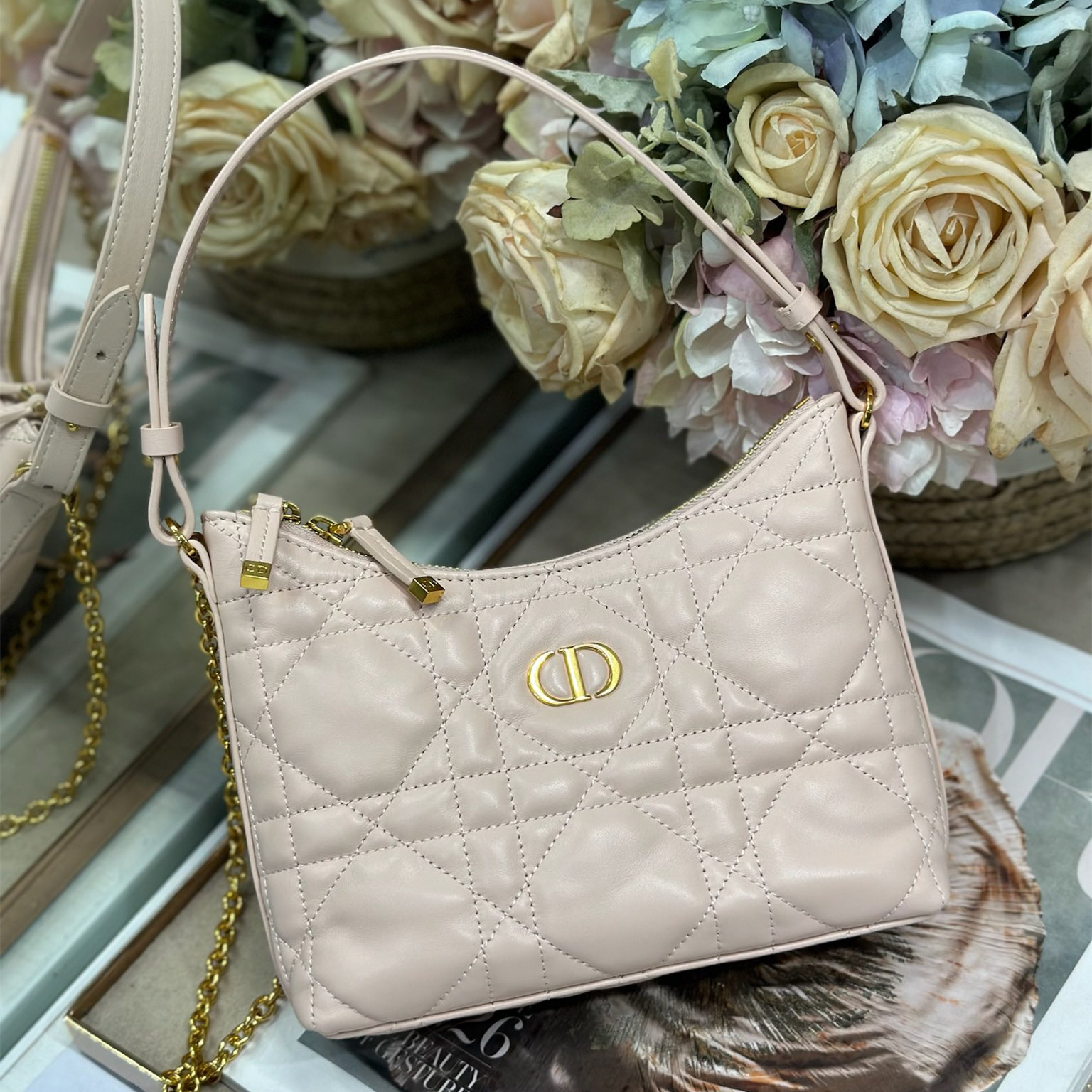 高仿Dior*MissCaro系列S5253M413小羊皮手提包Mini粉色免檢版