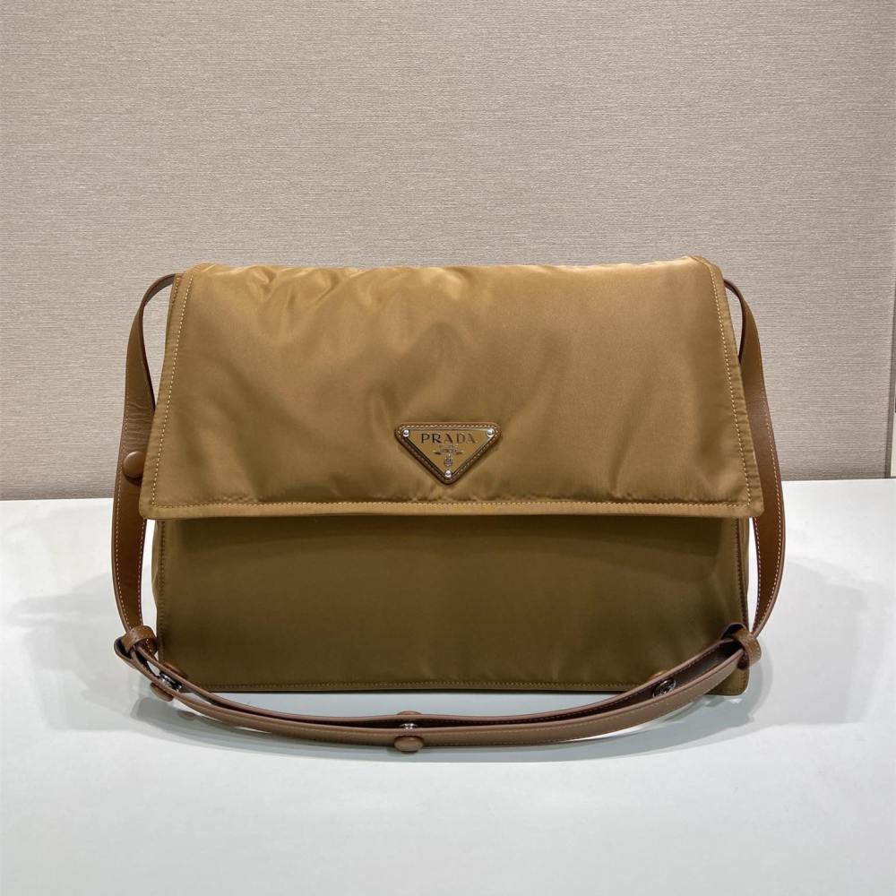 高仿Prada*RE-Nylon系列1BD255尼龍郵差包棕色中號免檢版