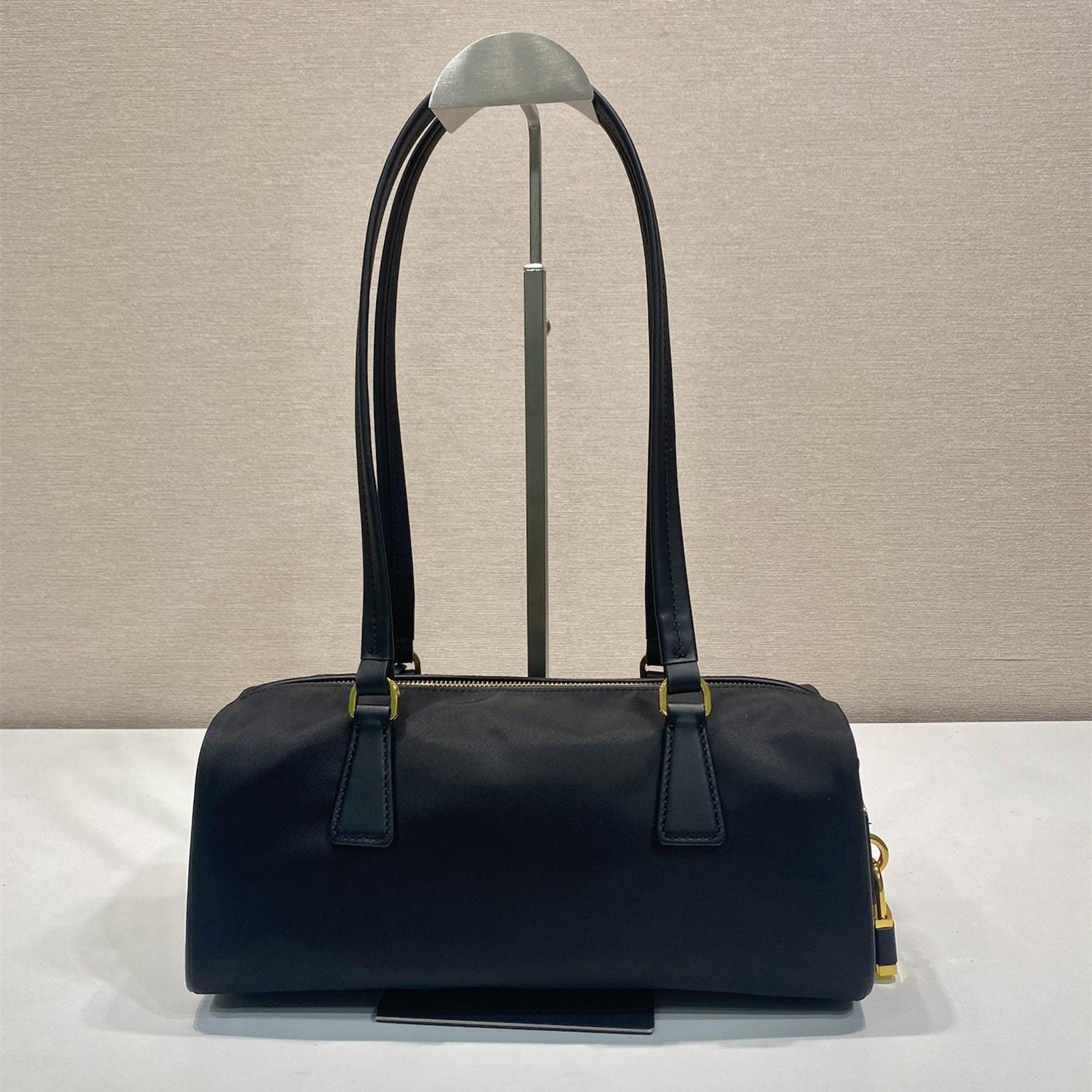 高仿Prada*RE-Nylon系列1BB27手提單肩包中號黑色免檢版