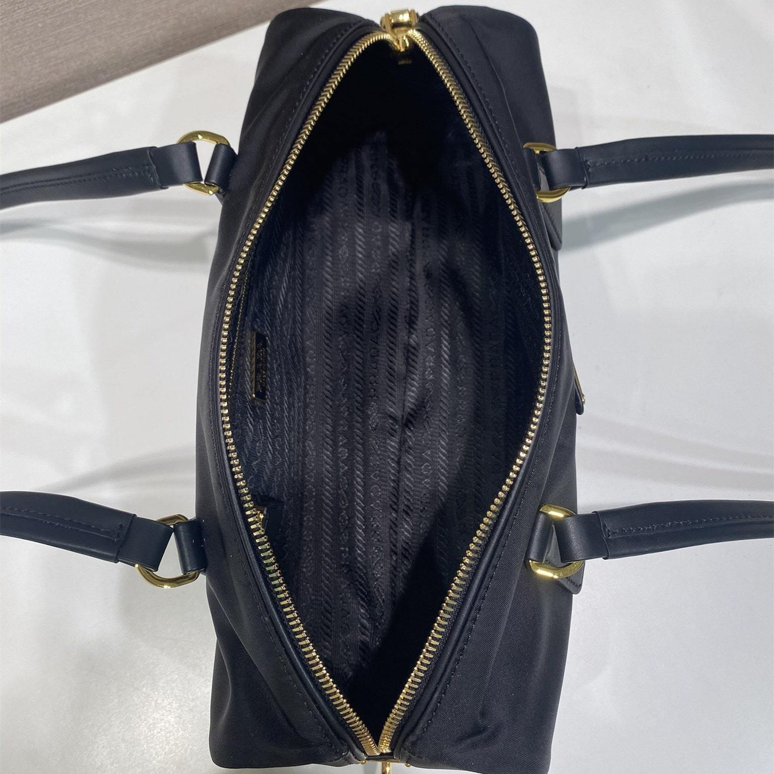 高仿Prada*RE-Nylon系列1BB27手提單肩包中號黑色免檢版