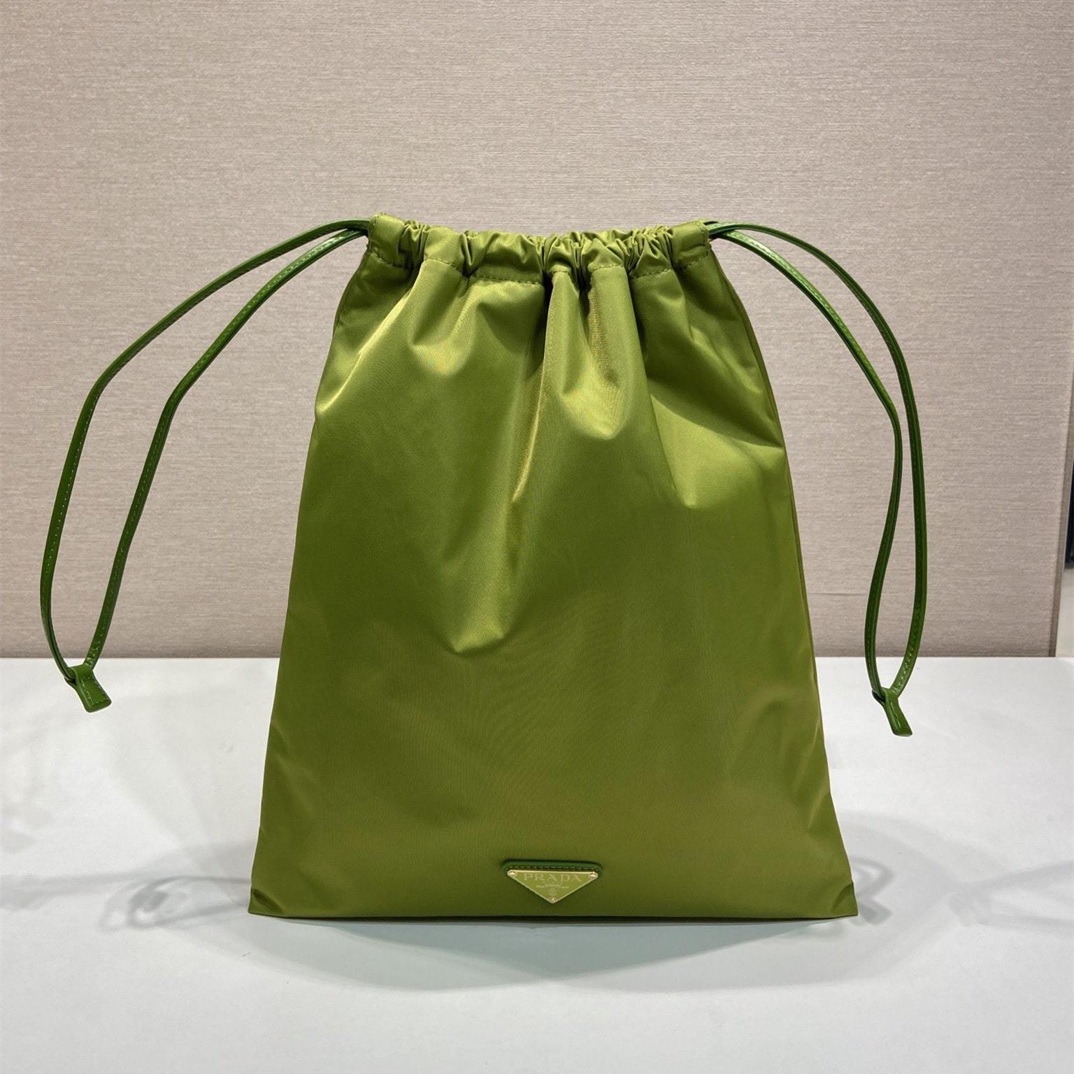 高仿Prada*RE-Nylon系列1NK001收納袋綠色免檢版