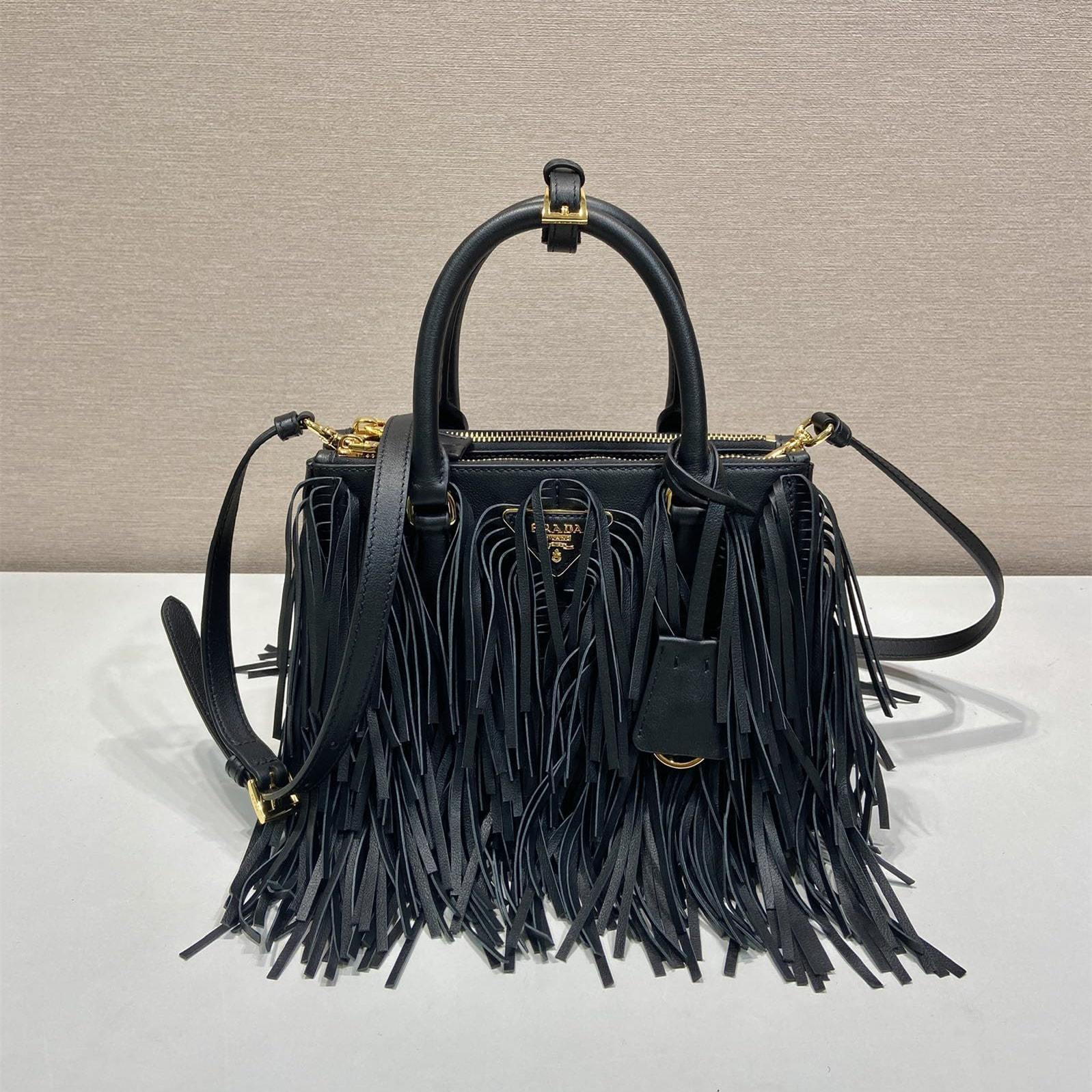 高仿Prada*Gaalleria系列1BA986流蘇包黑色小號免檢版
