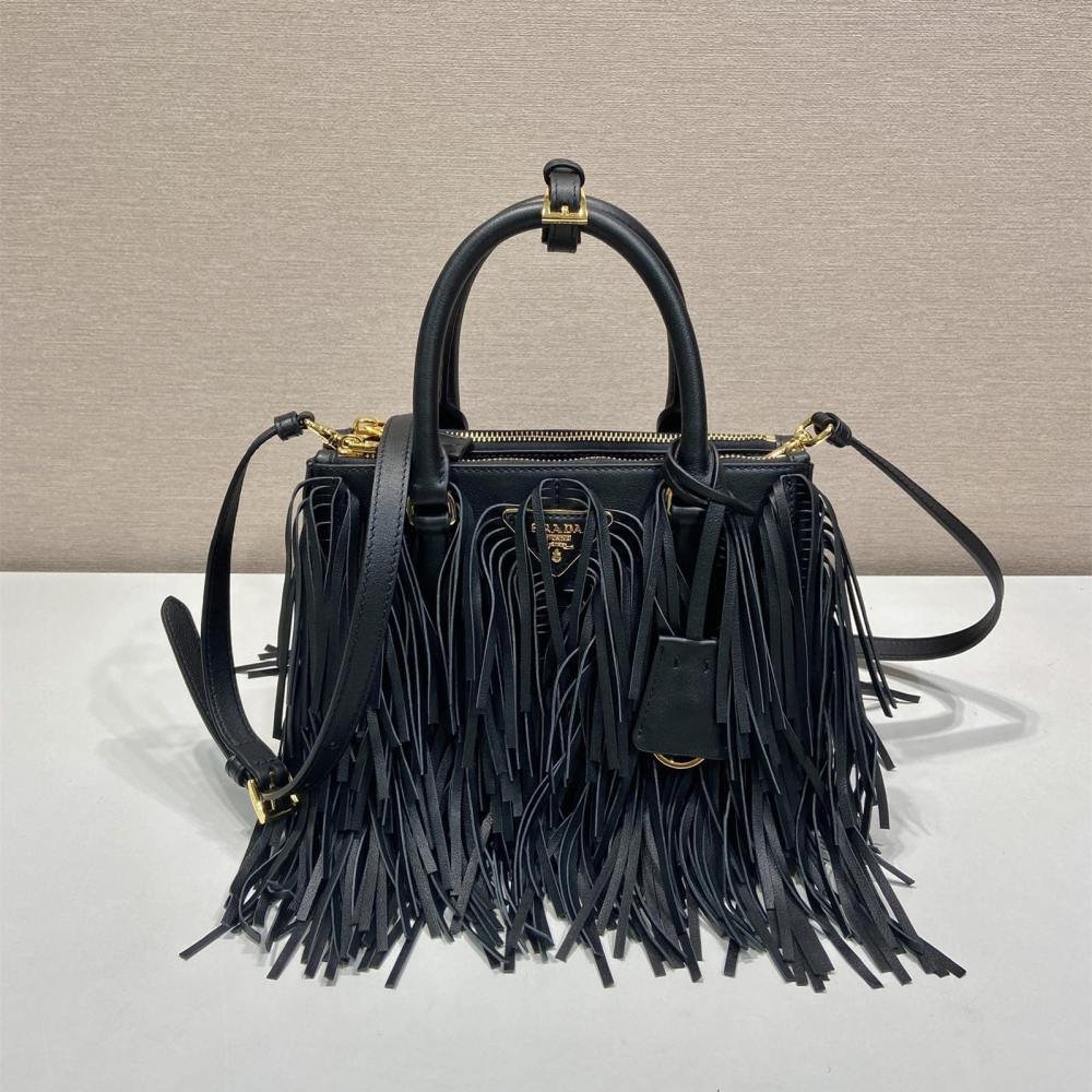 高仿Prada*Gaalleria系列1BA986流蘇包黑色小號免檢版