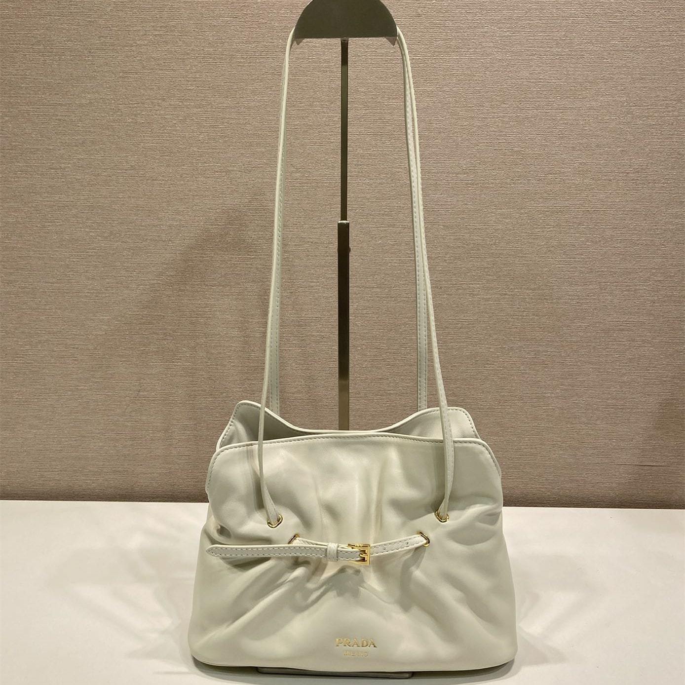 高仿Prada*Dada系列1BG586小羊皮雲朵包白色小號免檢版