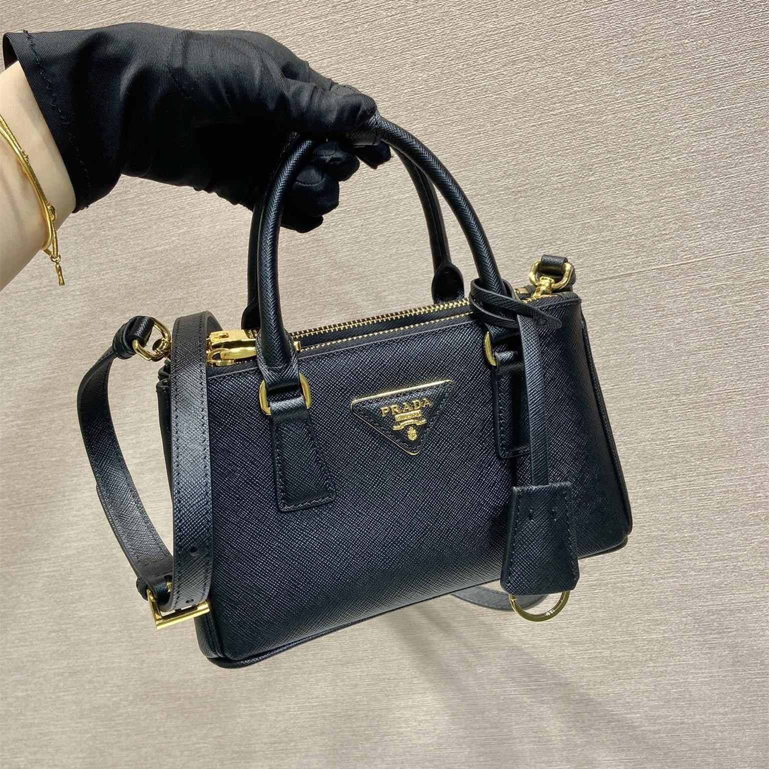 高仿Prada*Galleria系列1BA916紋理牛皮單肩包黑色Mini免檢版