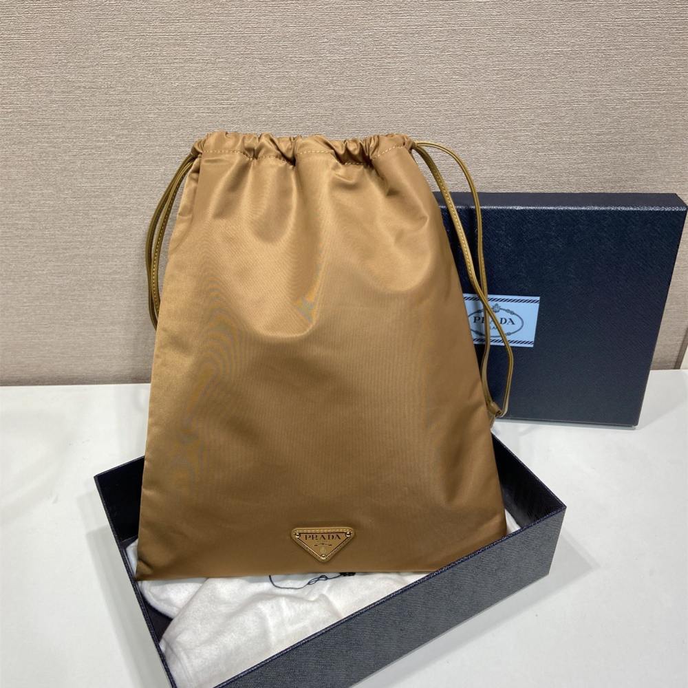 高仿Prada*RE-Nylon系列1NK001收納袋棕色免檢版