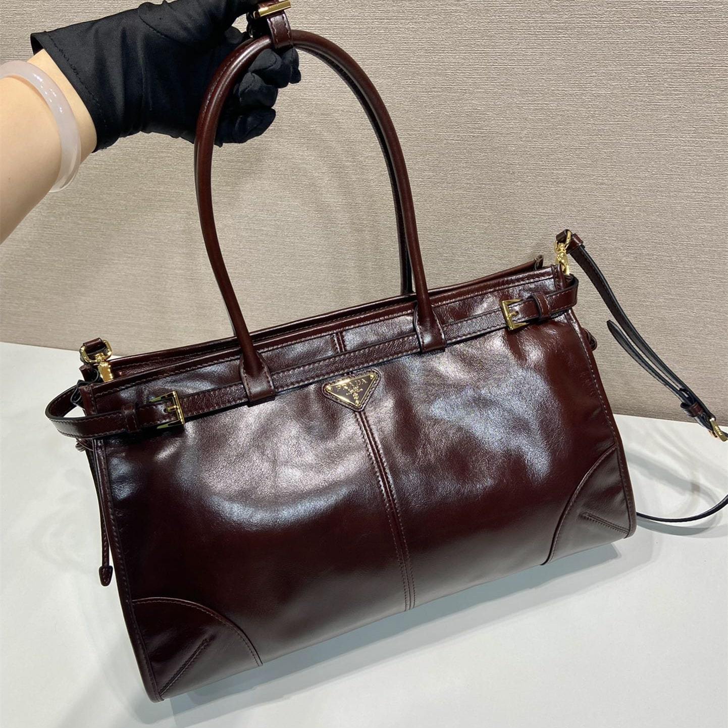 高仿Prada*Bonnie系列1BA433手提單肩包酒紅色中號免檢版