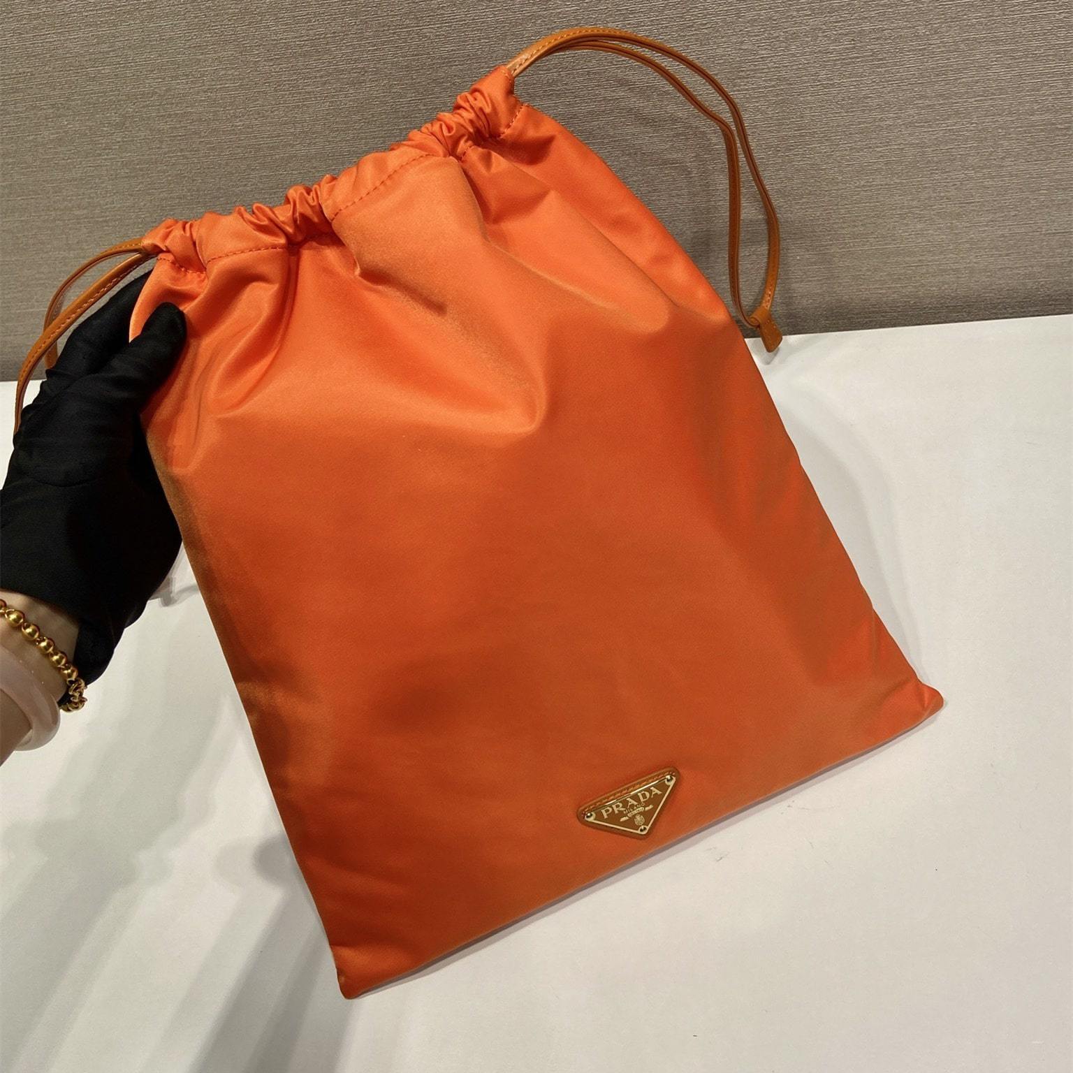 高仿Prada*RE-Nylon系列1NK001收納袋琥珀色免檢版