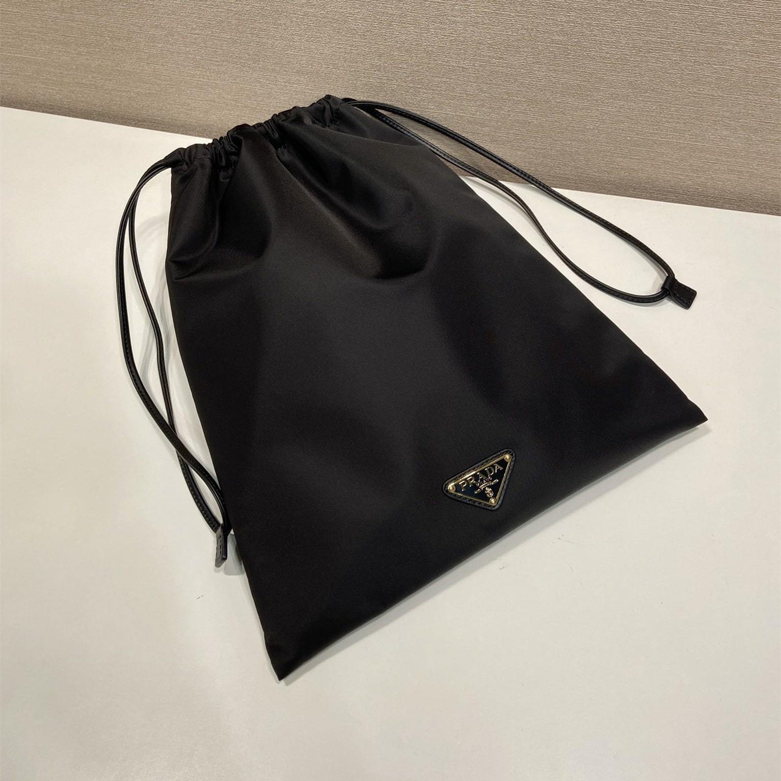 高仿Prada*RE-Nylon系列1NK001收納袋黑色免檢版