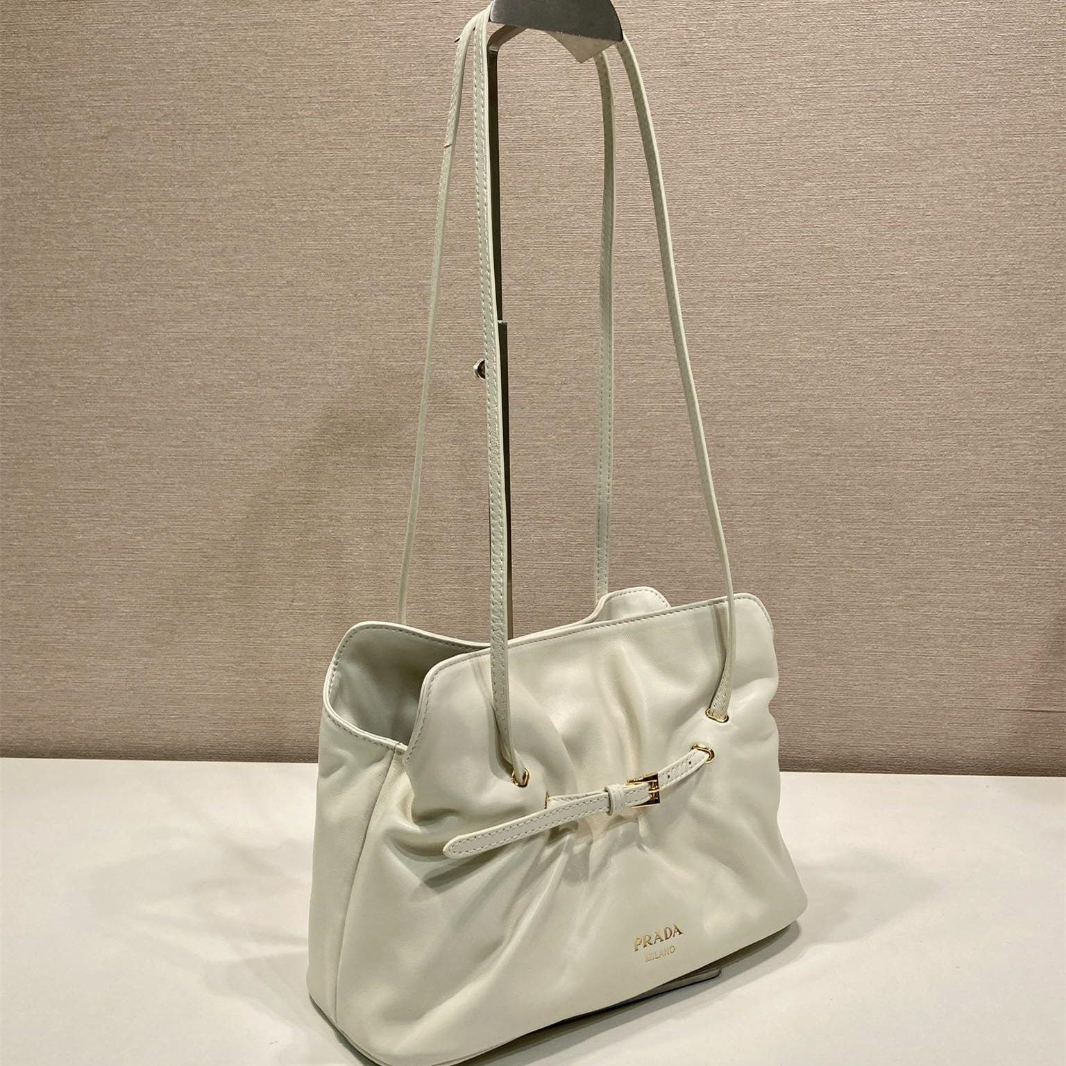 高仿Prada*Dada系列1BG586小羊皮雲朵包白色小號免檢版