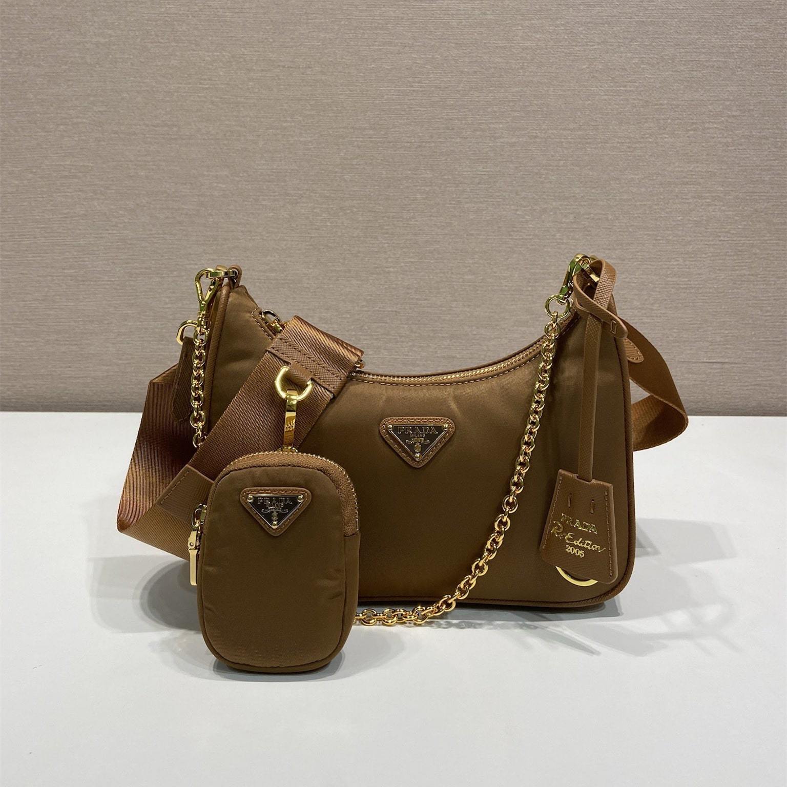 高仿Prada*RE-Nylon系列1BH204三合一單肩包棕色免檢版