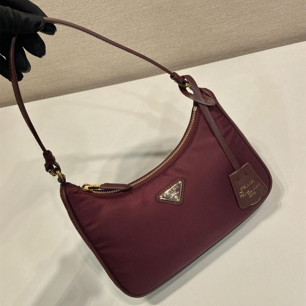 高仿Prada*RE-Nylon系列1N204M腋下包酒紅色Mini免檢版
