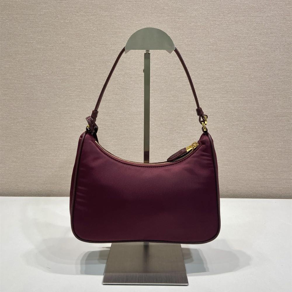 高仿Prada*RE-Nylon系列1N204M腋下包酒紅色Mini免檢版