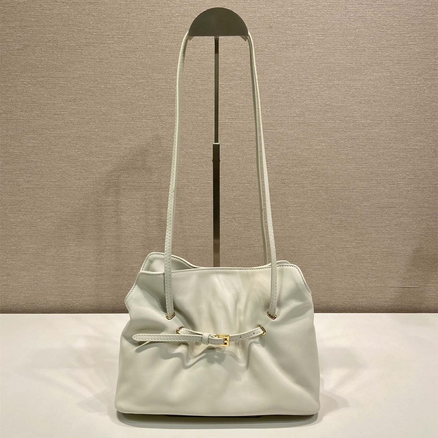 高仿Prada*Dada系列1BG586小羊皮雲朵包白色小號免檢版