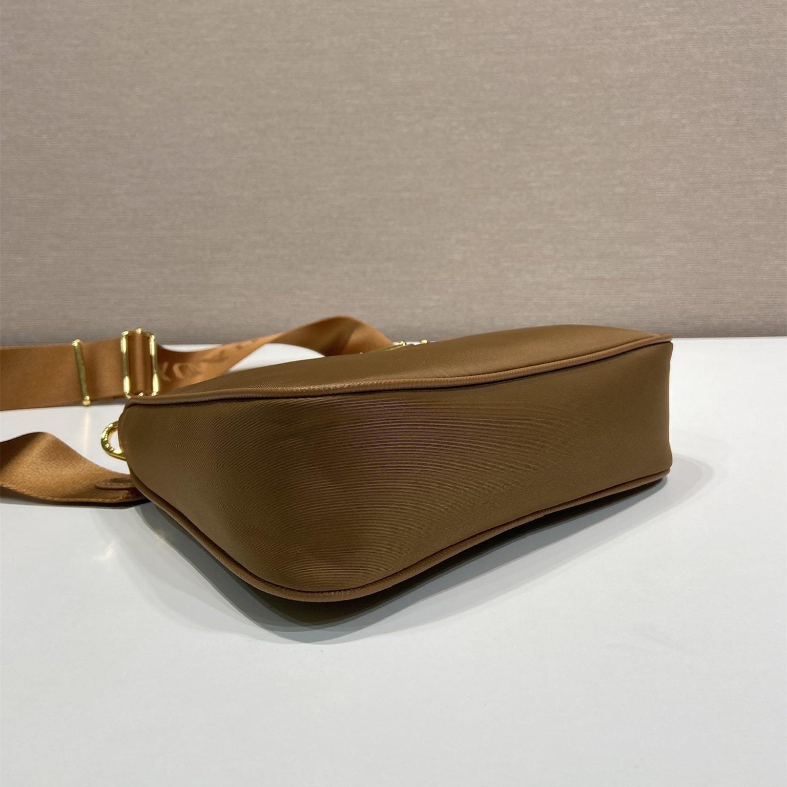 高仿Prada*RE-Nylon系列1BH204三合一單肩包棕色免檢版