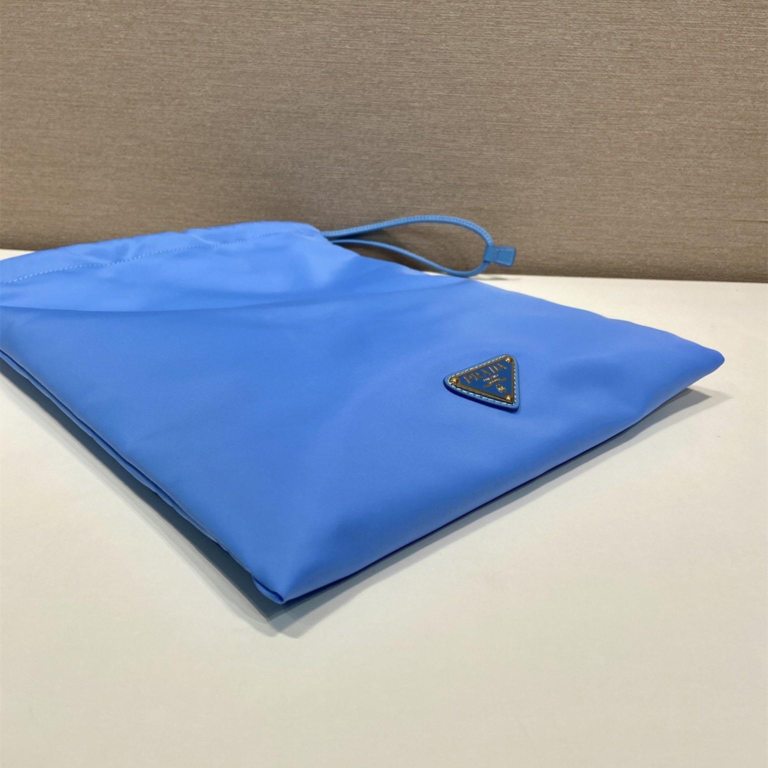 高仿Prada*RE-Nylon系列1NK001收納袋藍色免檢版