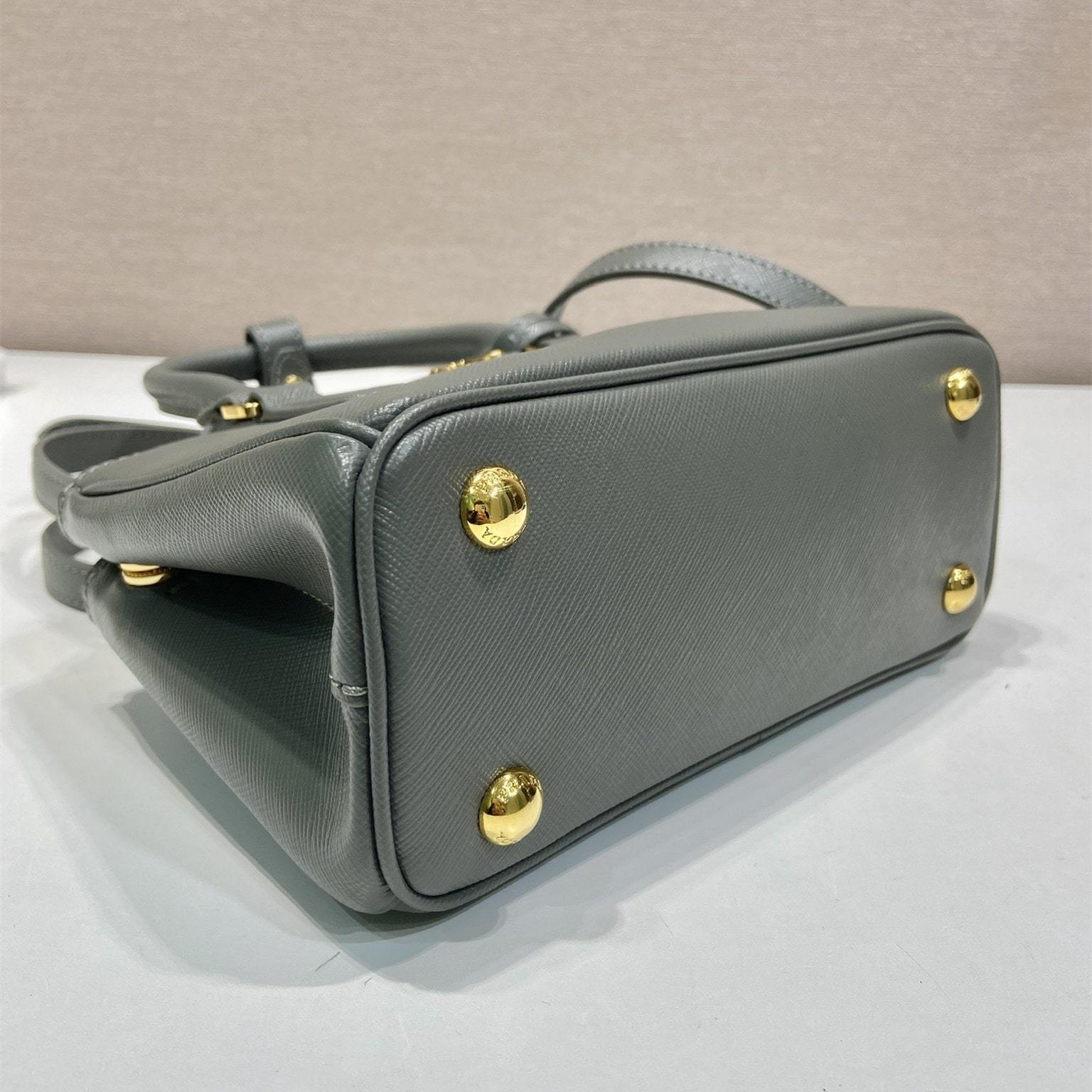 高仿Prada*Galleria系列1BA916紋理牛皮單肩包石墨灰Mini免檢版