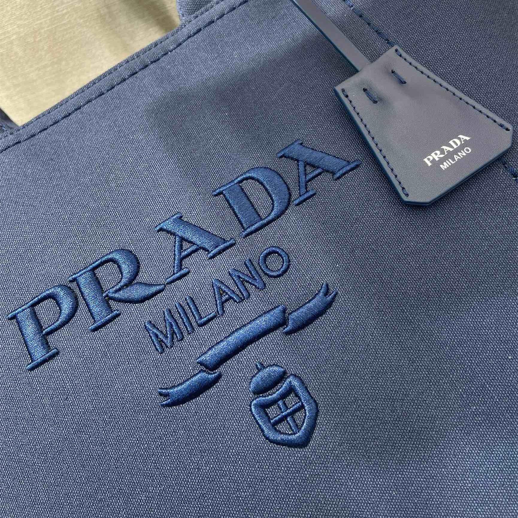 高仿Prada*Jardiniere系列2VG131單肩手提袋男士深藍色免檢版