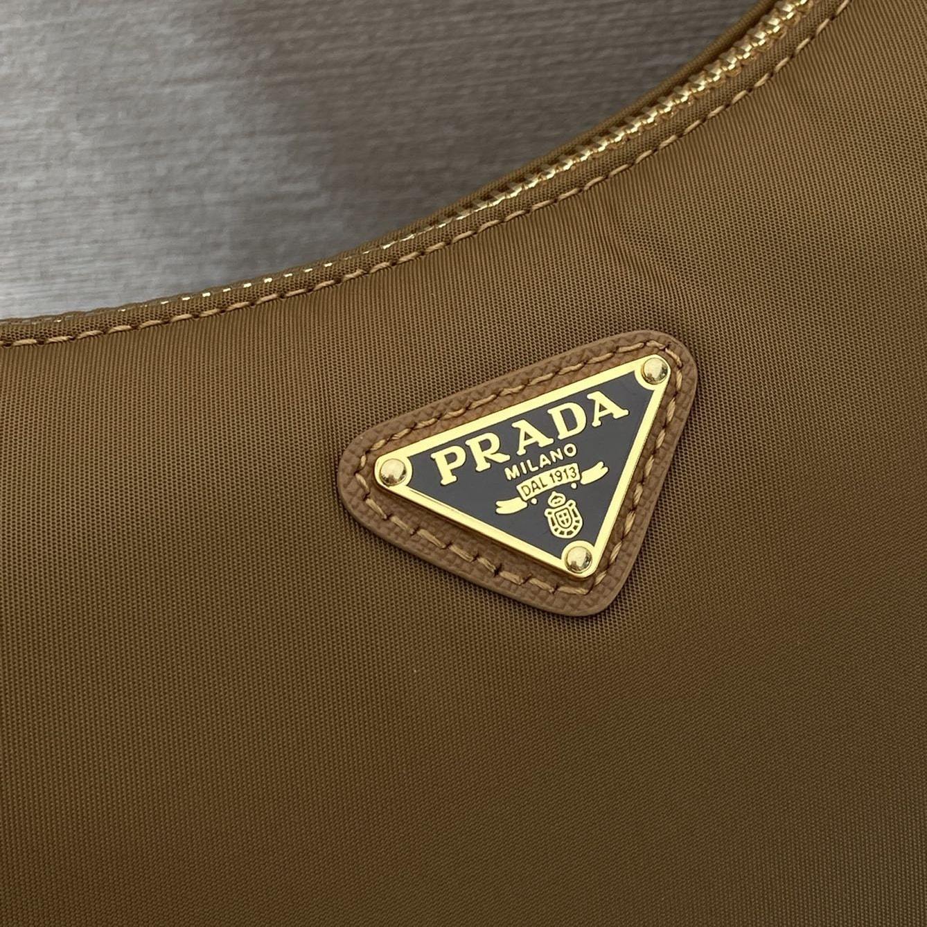 高仿Prada*RE-Nylon系列1BH204三合一單肩包棕色免檢版