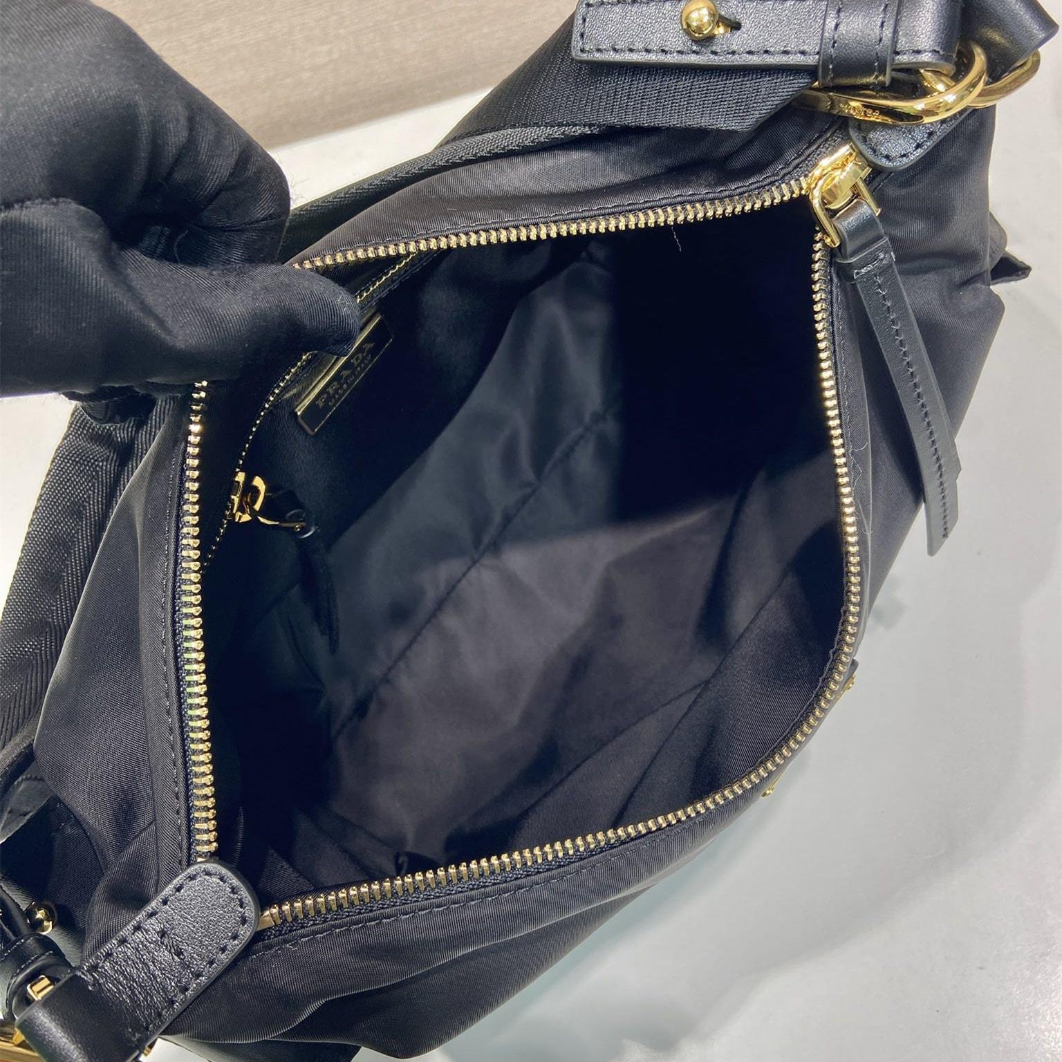 高仿Prada*RE-Nylon系列1BC264單肩包黑色免檢版