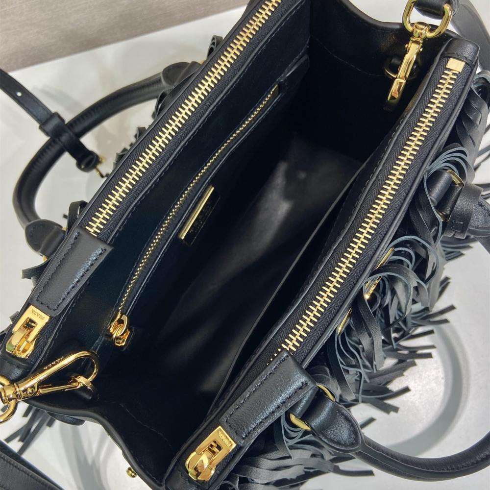 高仿Prada*Gaalleria系列1BA986流蘇包黑色小號免檢版