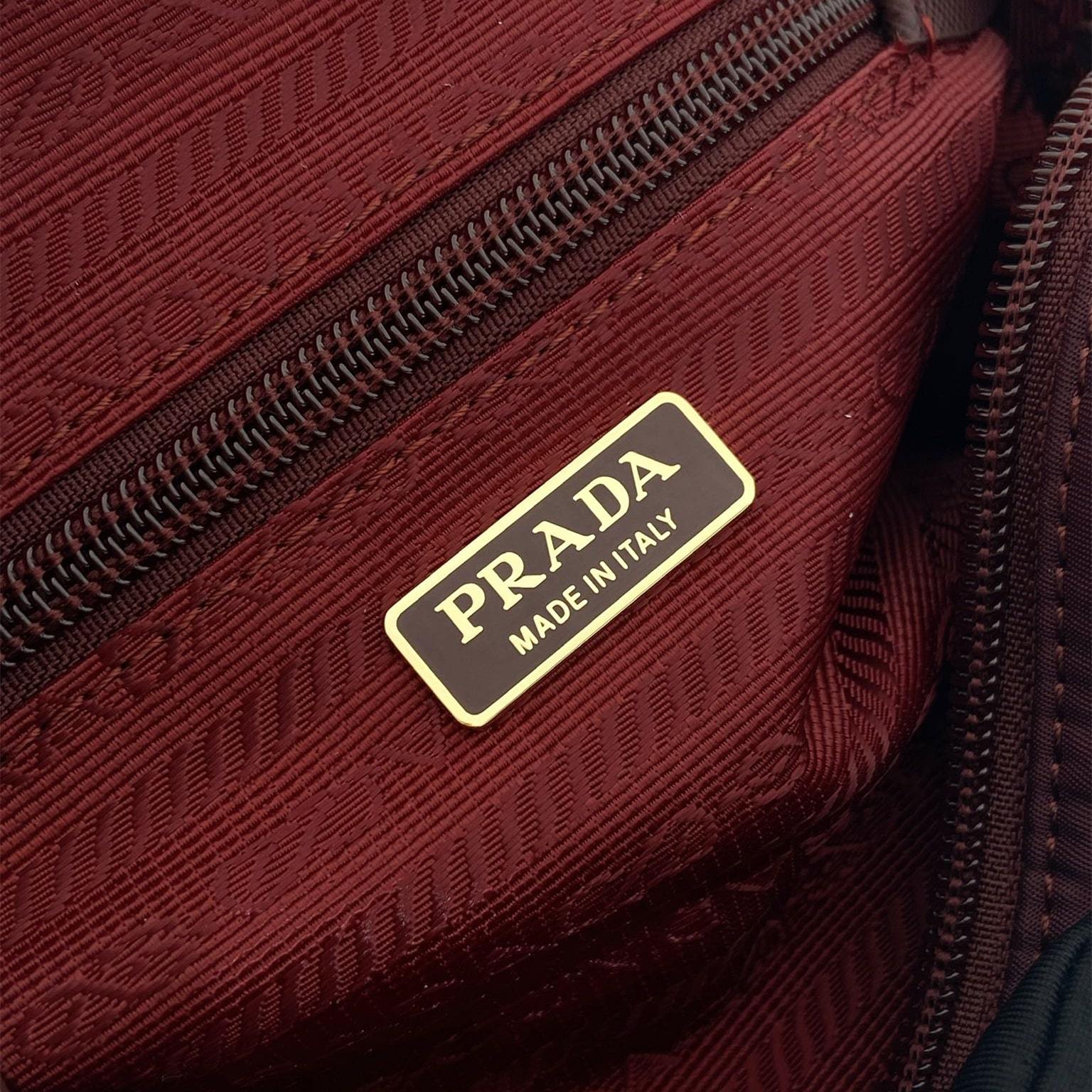 高仿Prada*RE-Nylon系列1NS021手拿包酒紅色小號免檢版