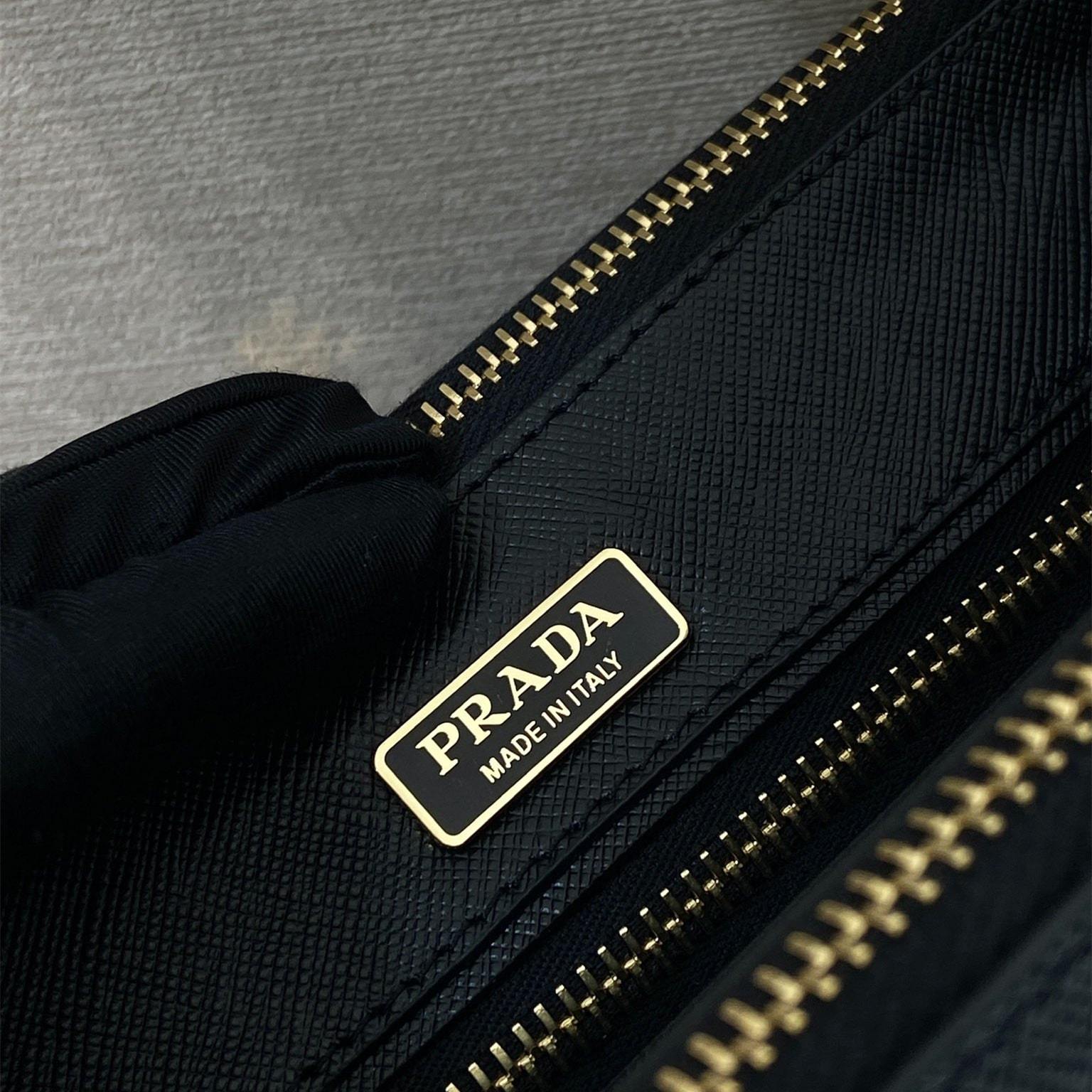 高仿Prada*Galleria系列1BA916紋理牛皮單肩包黑色Mini免檢版